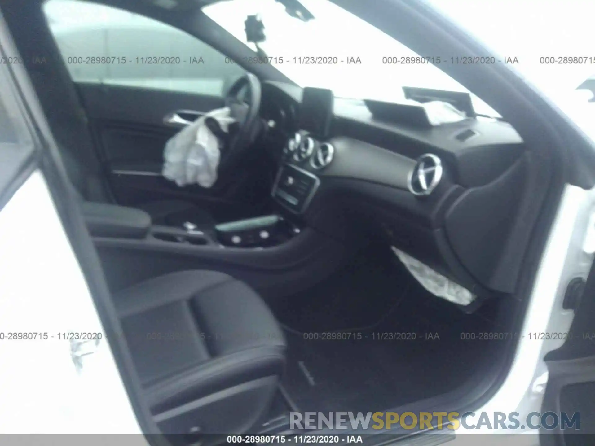 5 Photograph of a damaged car WDDSJ4EB5KN740243 MERCEDES-BENZ CLA 2019