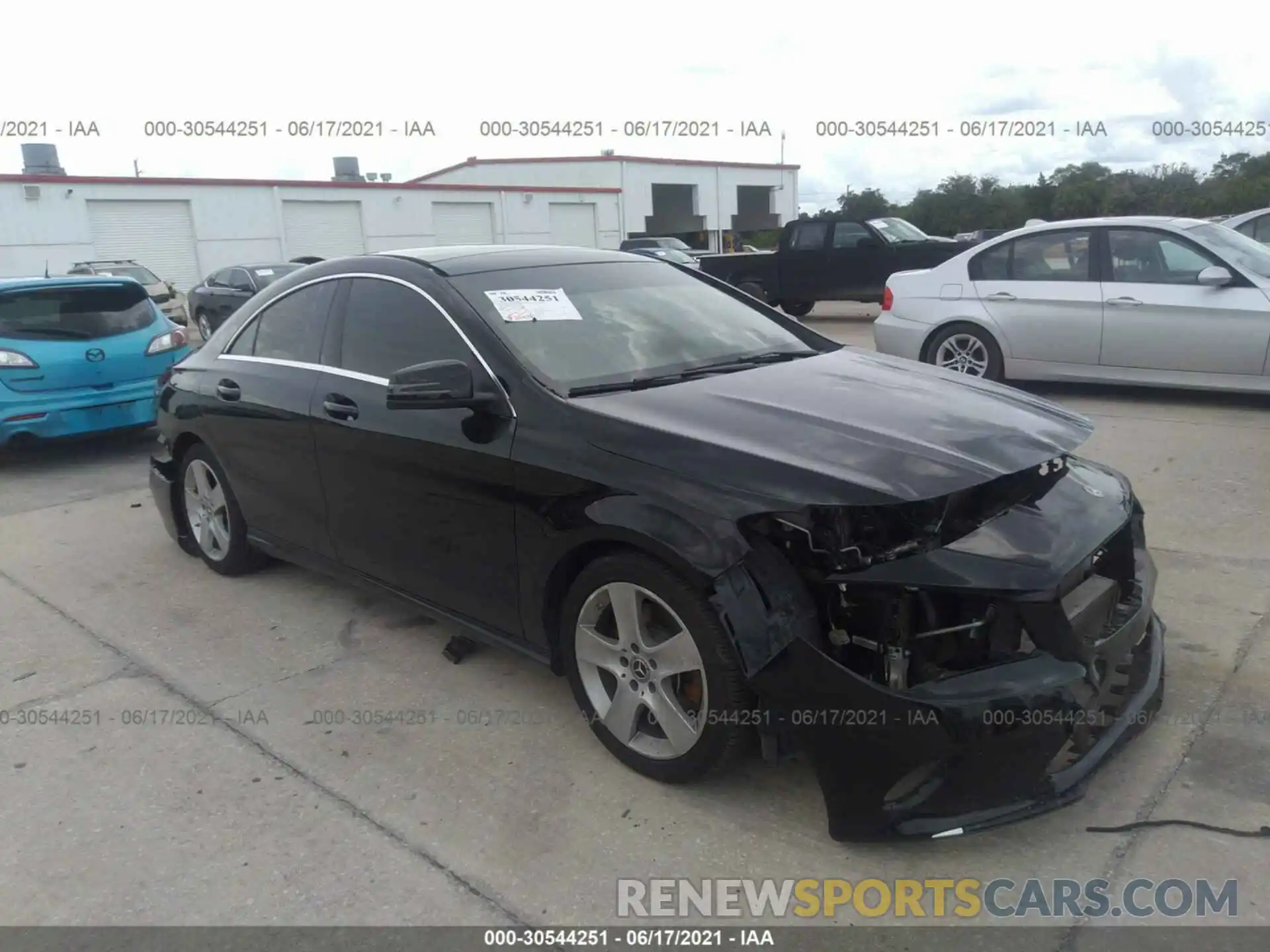 1 Photograph of a damaged car WDDSJ4EB7KN699372 MERCEDES-BENZ CLA 2019