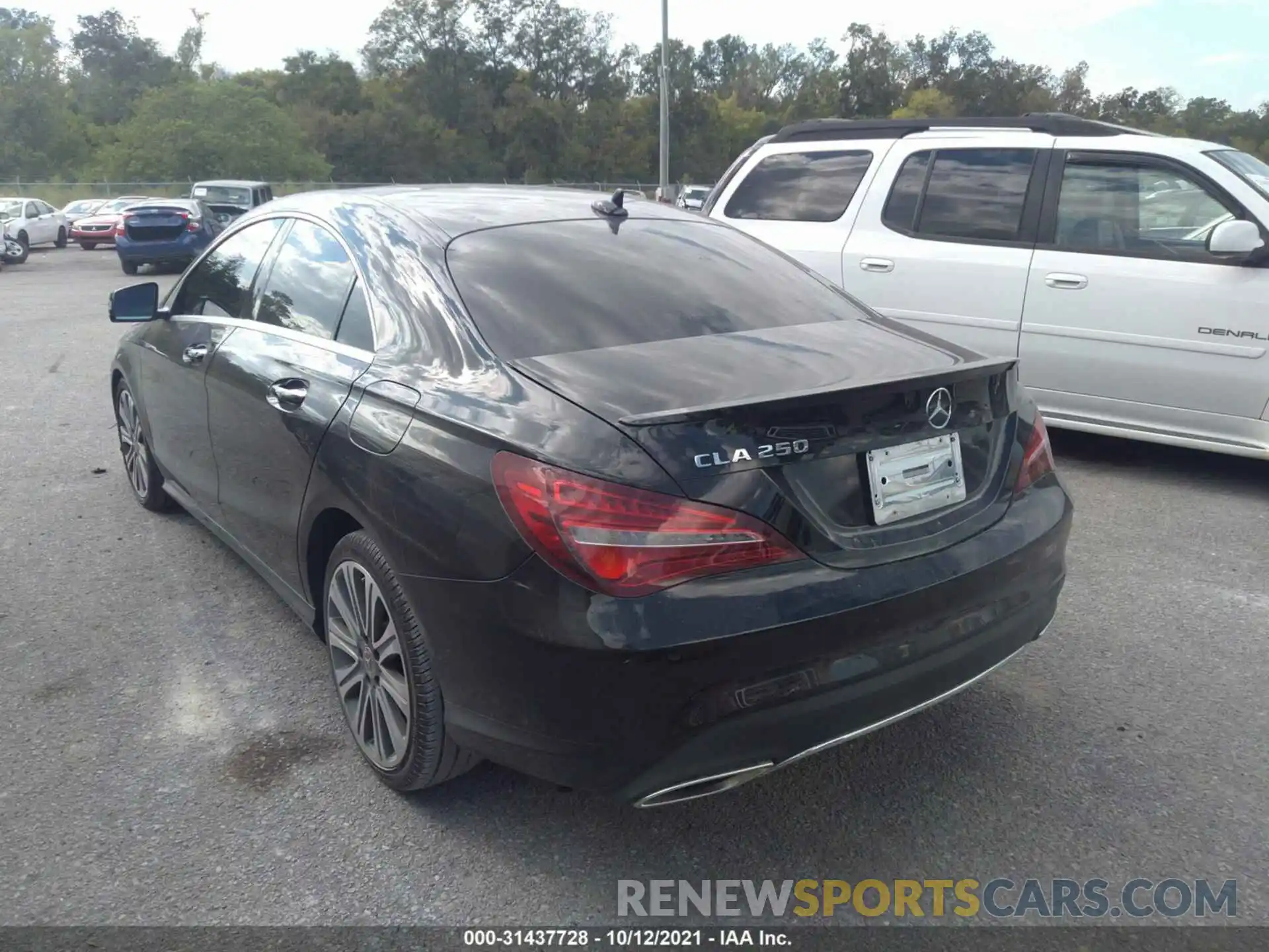 3 Photograph of a damaged car WDDSJ4EB7KN705476 MERCEDES-BENZ CLA 2019