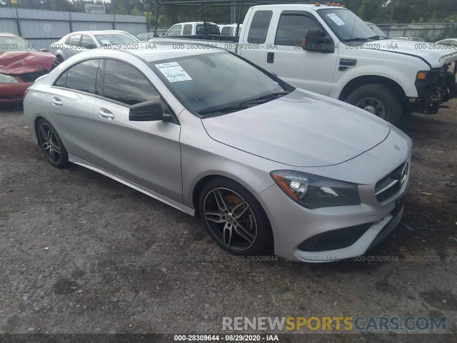 1 Photograph of a damaged car WDDSJ4EB7KN739143 MERCEDES-BENZ CLA 2019