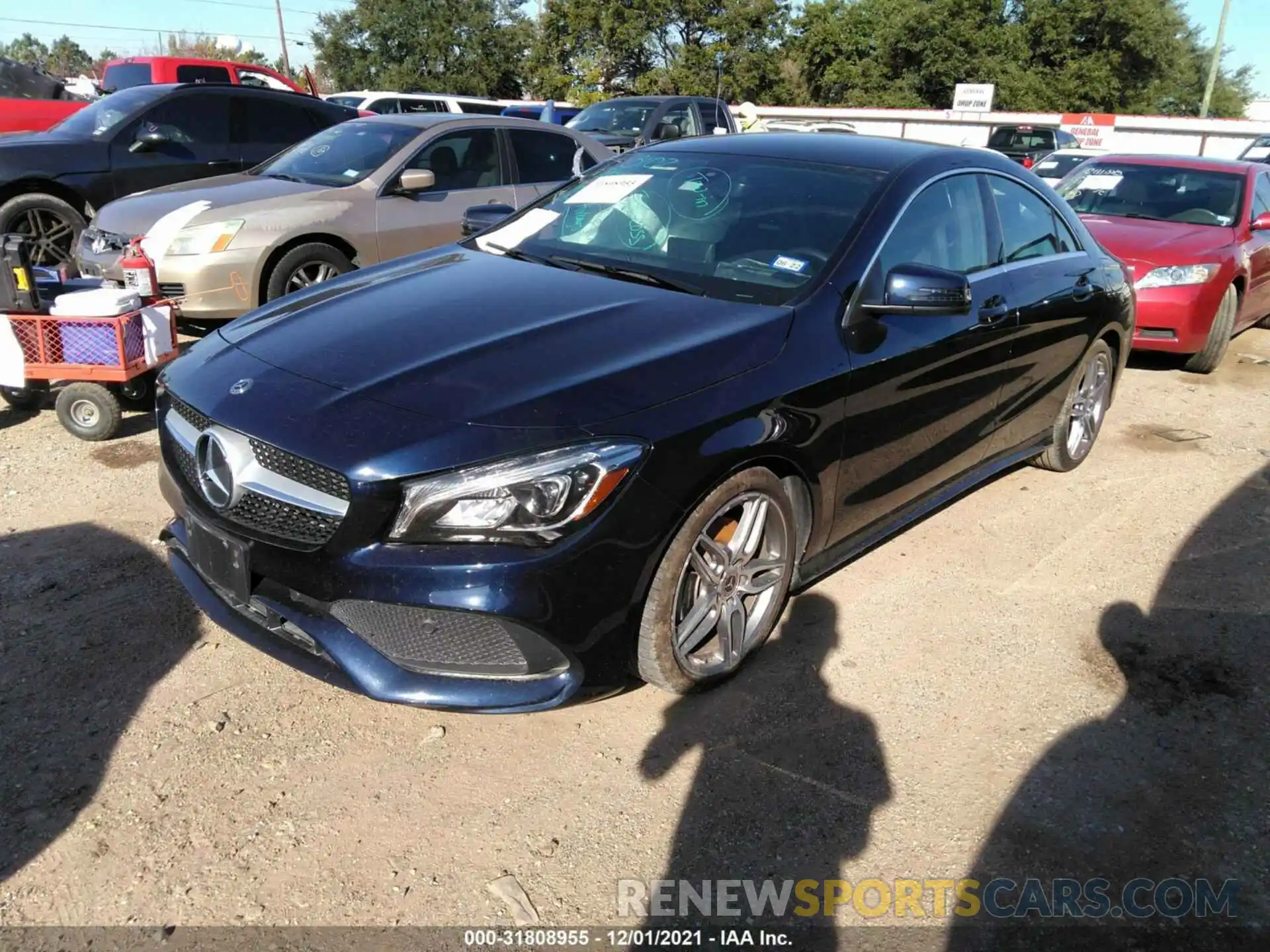 2 Photograph of a damaged car WDDSJ4EB7KN752135 MERCEDES-BENZ CLA 2019