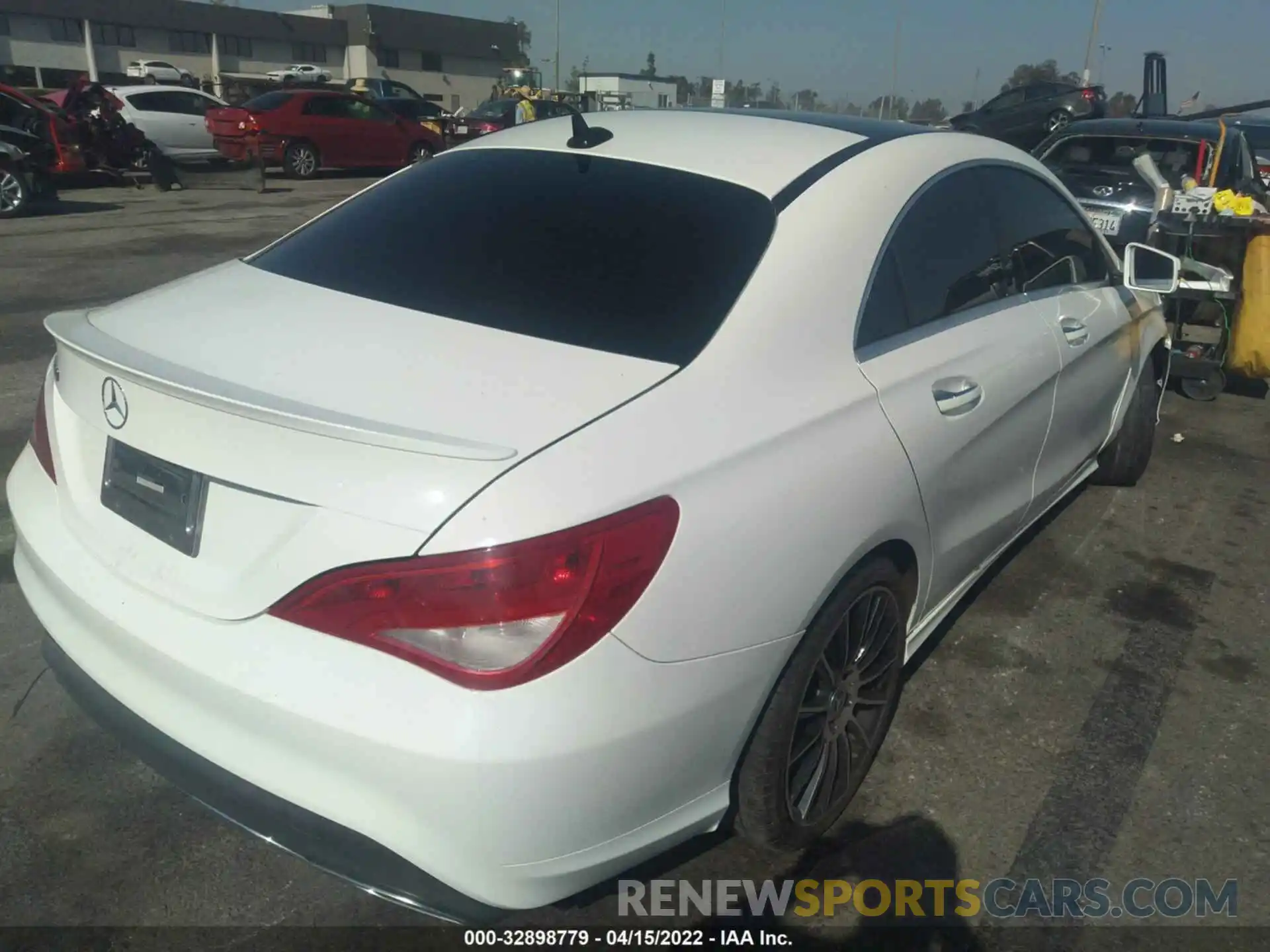 4 Фотография поврежденного автомобиля WDDSJ4EB7KN776533 MERCEDES-BENZ CLA 2019