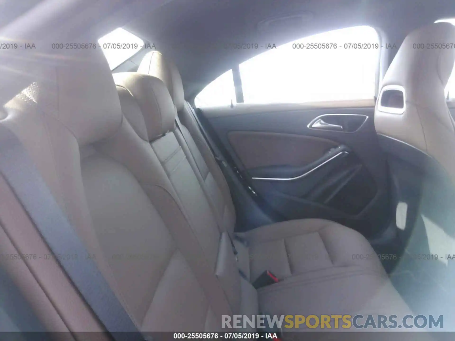 8 Photograph of a damaged car WDDSJ4EB8KN699221 MERCEDES-BENZ CLA 2019