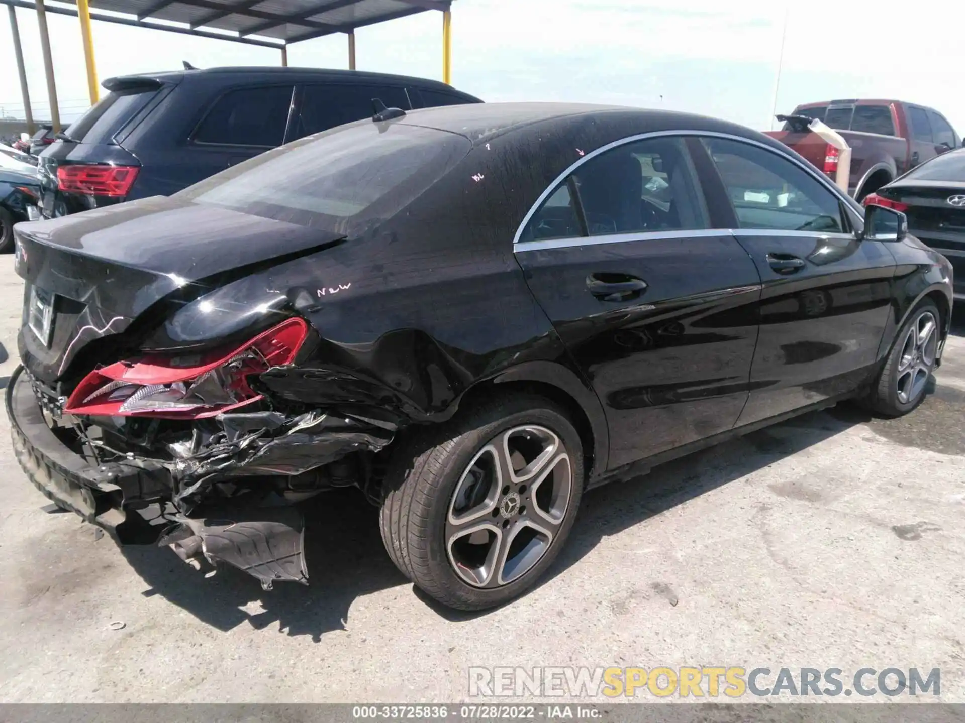 4 Photograph of a damaged car WDDSJ4EB8KN740317 MERCEDES-BENZ CLA 2019