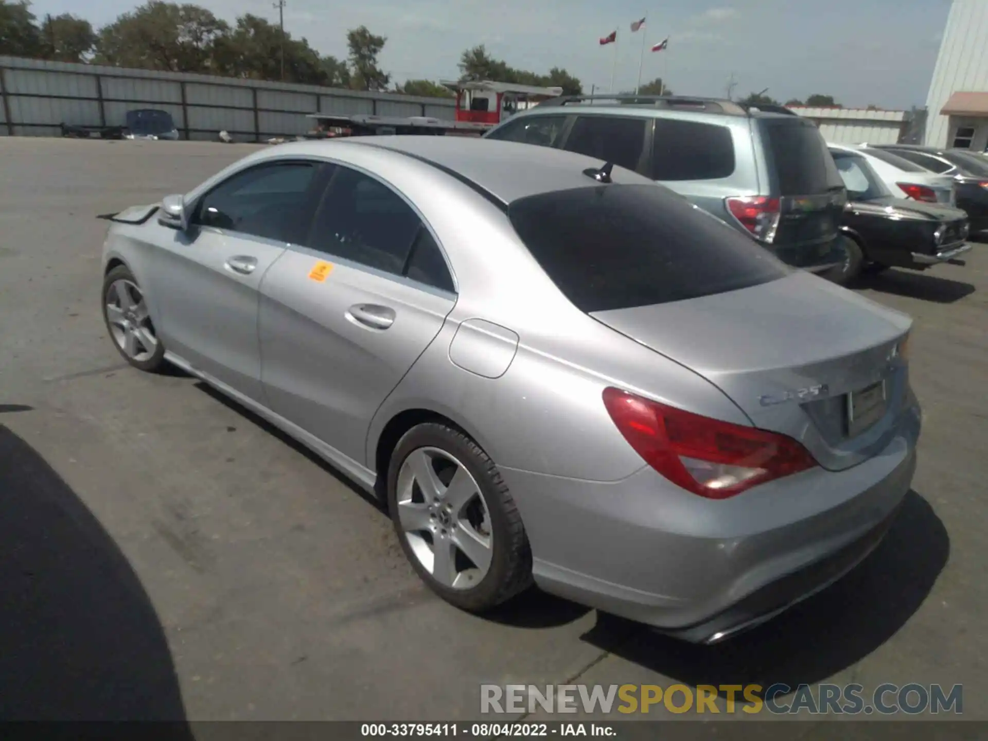 3 Фотография поврежденного автомобиля WDDSJ4EB9KN703972 MERCEDES-BENZ CLA 2019