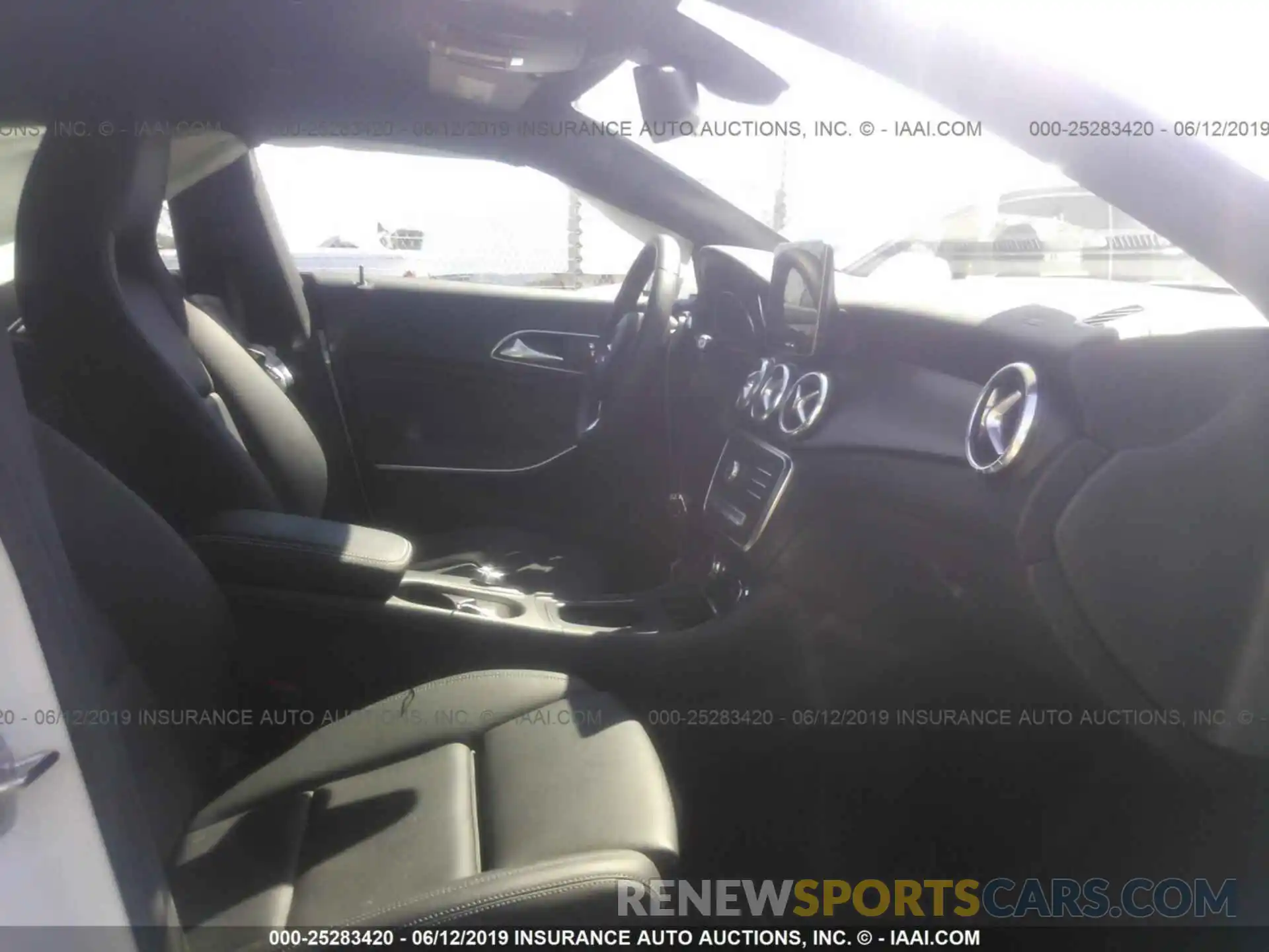 5 Photograph of a damaged car WDDSJ4EB9KN714454 MERCEDES-BENZ CLA 2019