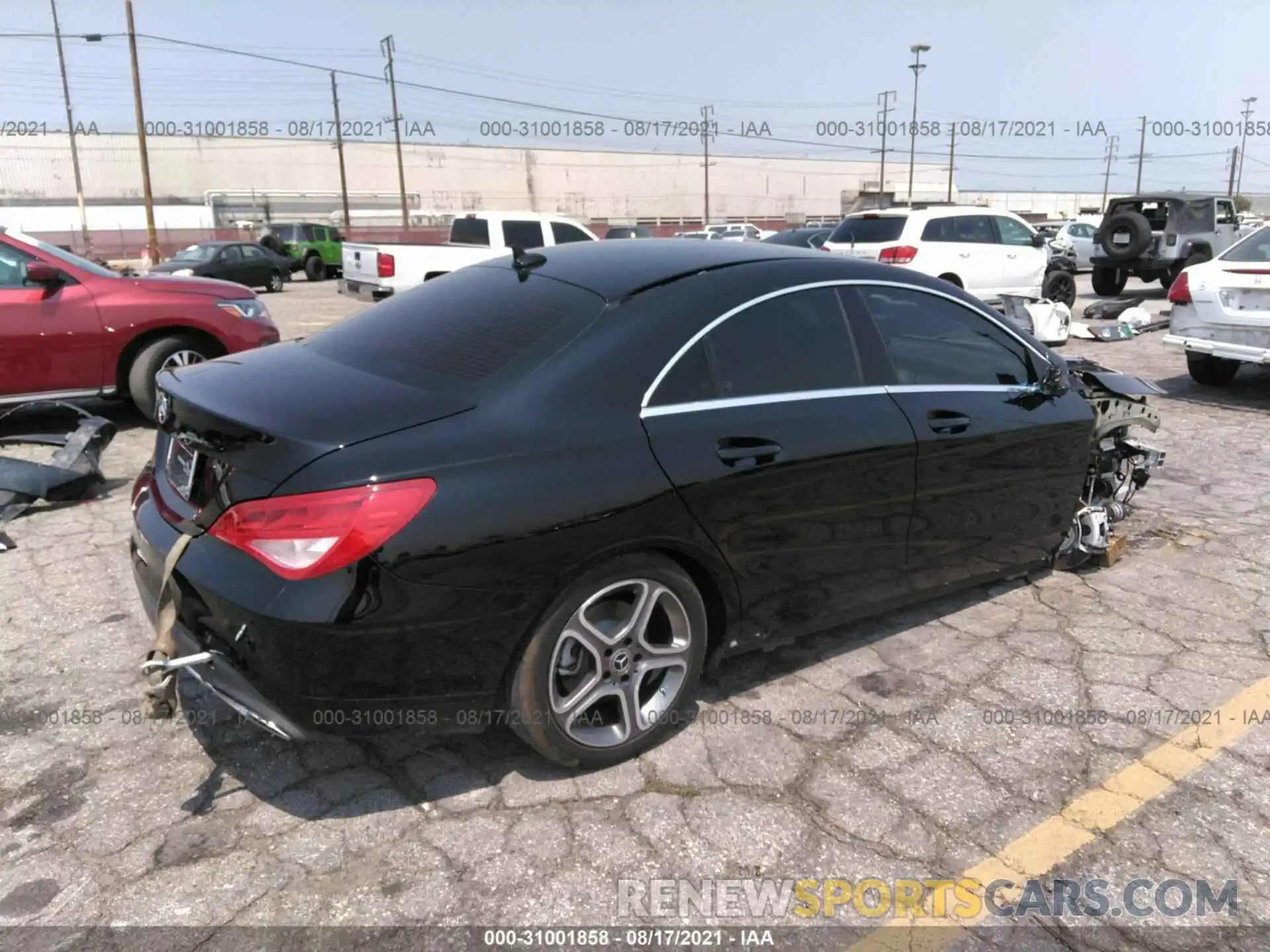 4 Photograph of a damaged car WDDSJ4EB9KN751827 MERCEDES-BENZ CLA 2019