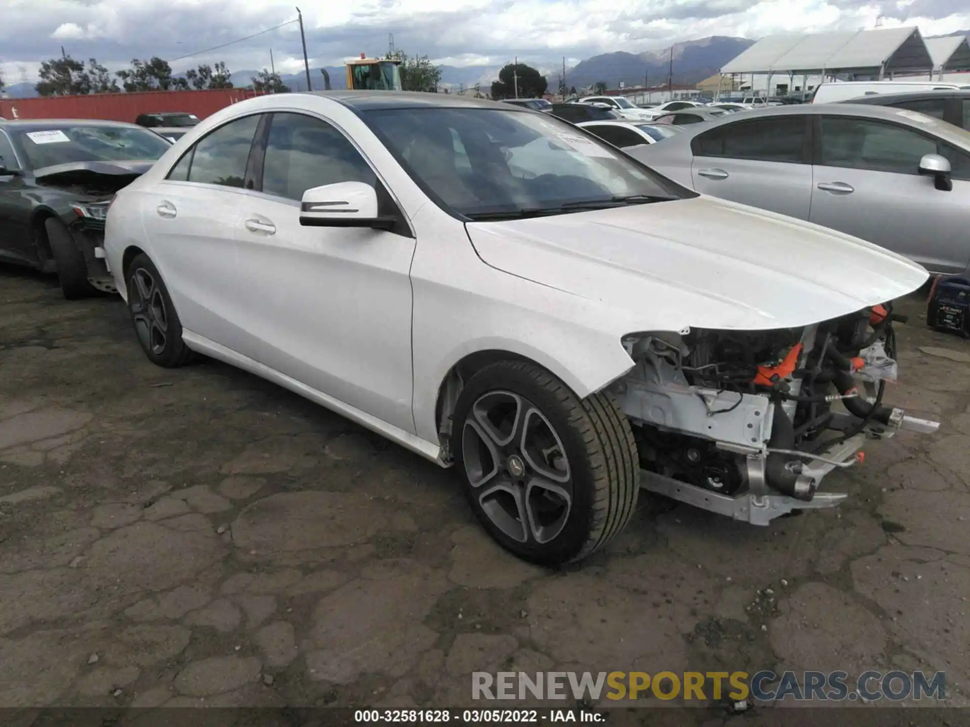 1 Photograph of a damaged car WDDSJ4EBXKN736320 MERCEDES-BENZ CLA 2019