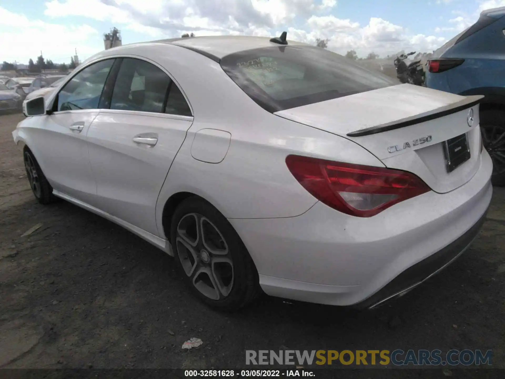 3 Photograph of a damaged car WDDSJ4EBXKN736320 MERCEDES-BENZ CLA 2019