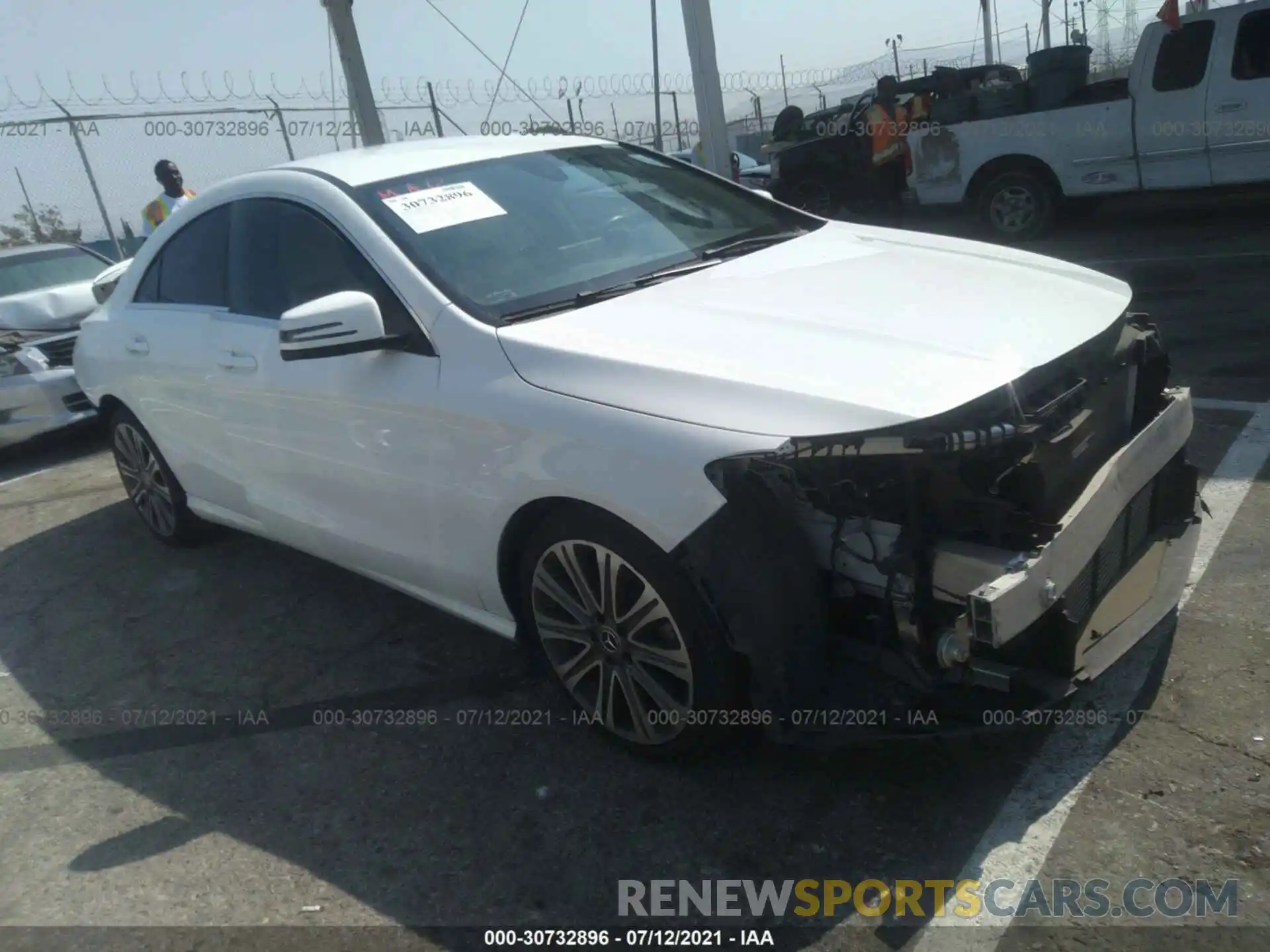 1 Photograph of a damaged car WDDSJ4EBXKN736866 MERCEDES-BENZ CLA 2019