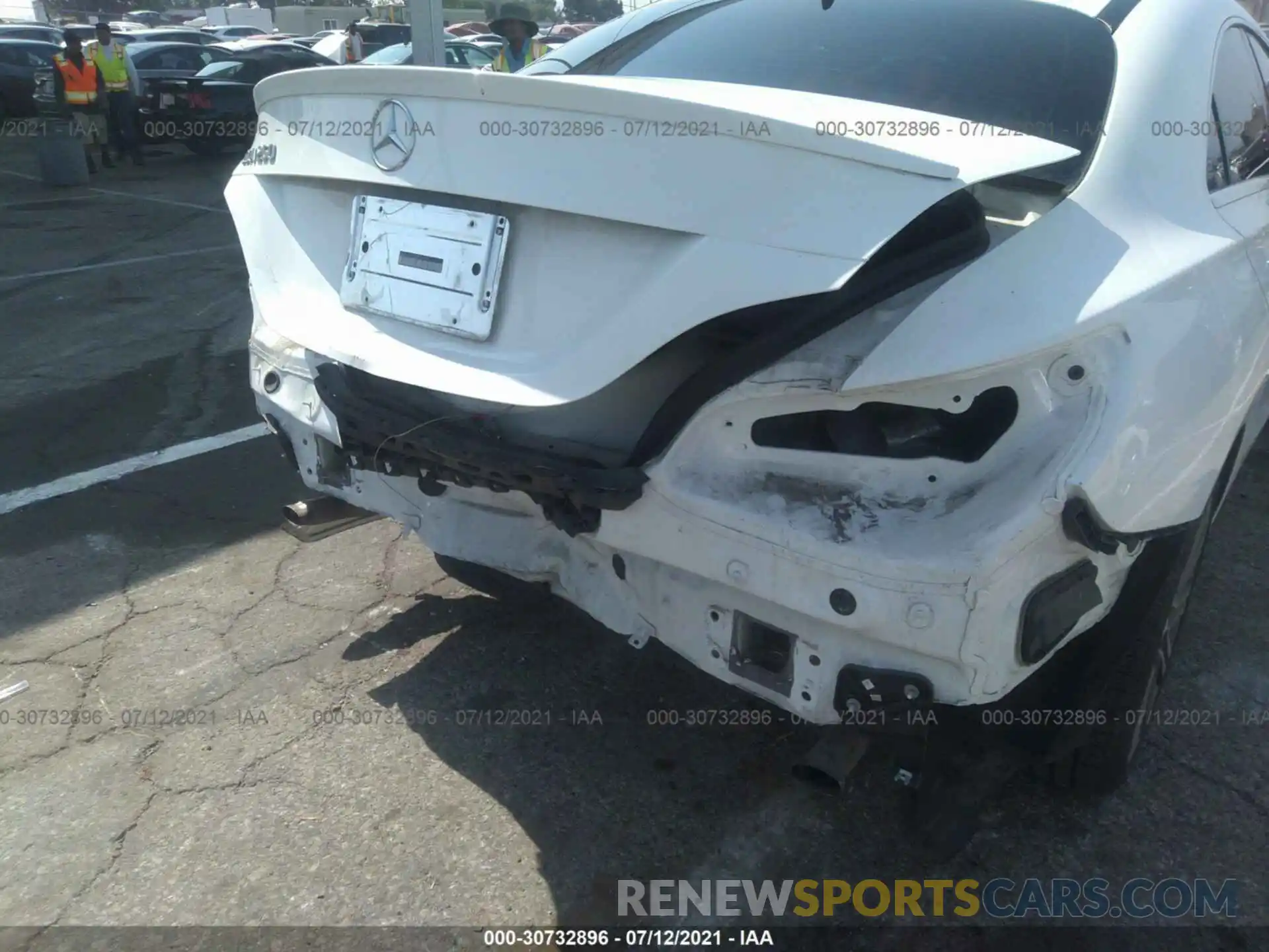 6 Photograph of a damaged car WDDSJ4EBXKN736866 MERCEDES-BENZ CLA 2019