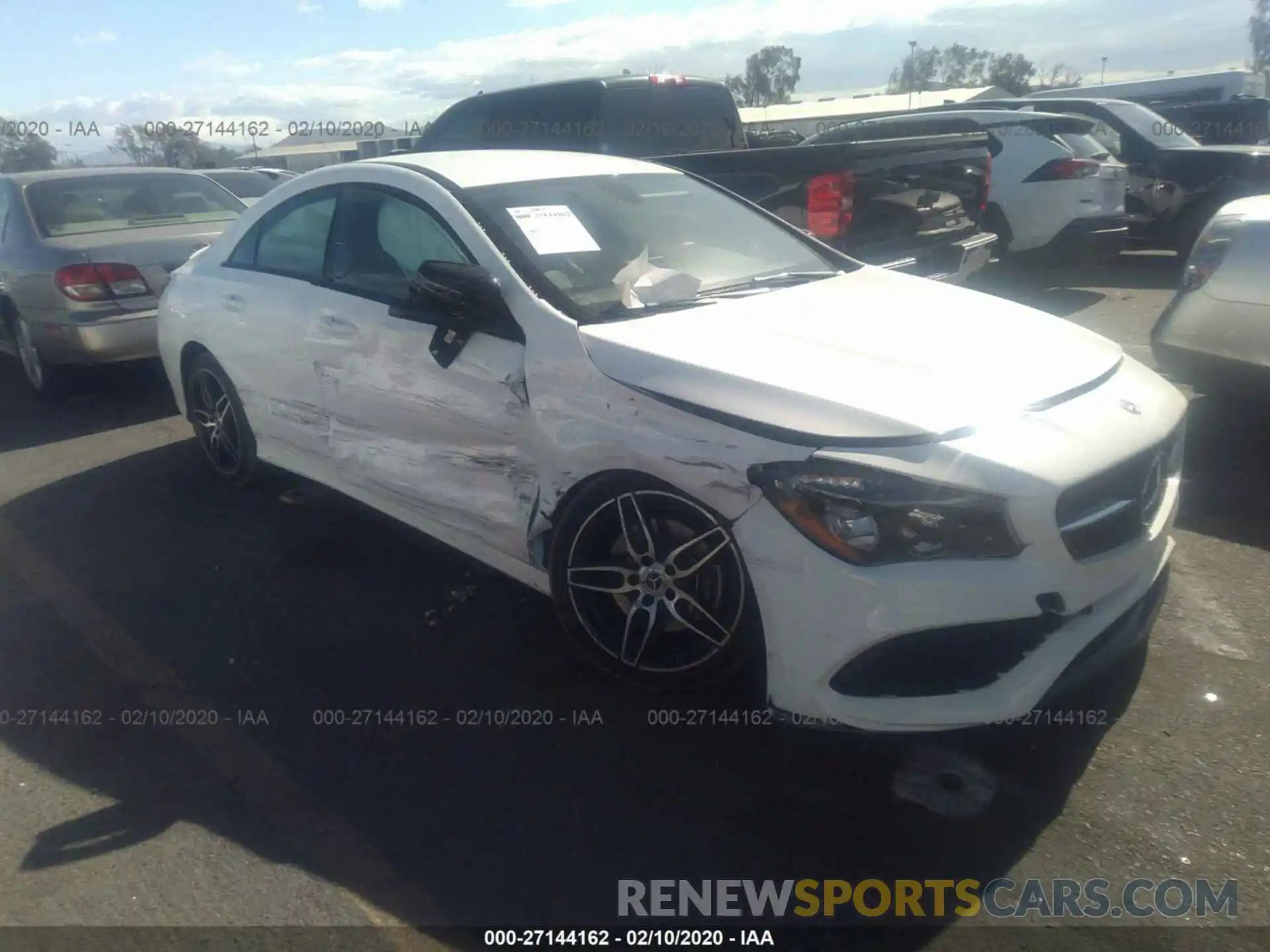 1 Photograph of a damaged car WDDSJ4EBXKN737144 MERCEDES-BENZ CLA 2019