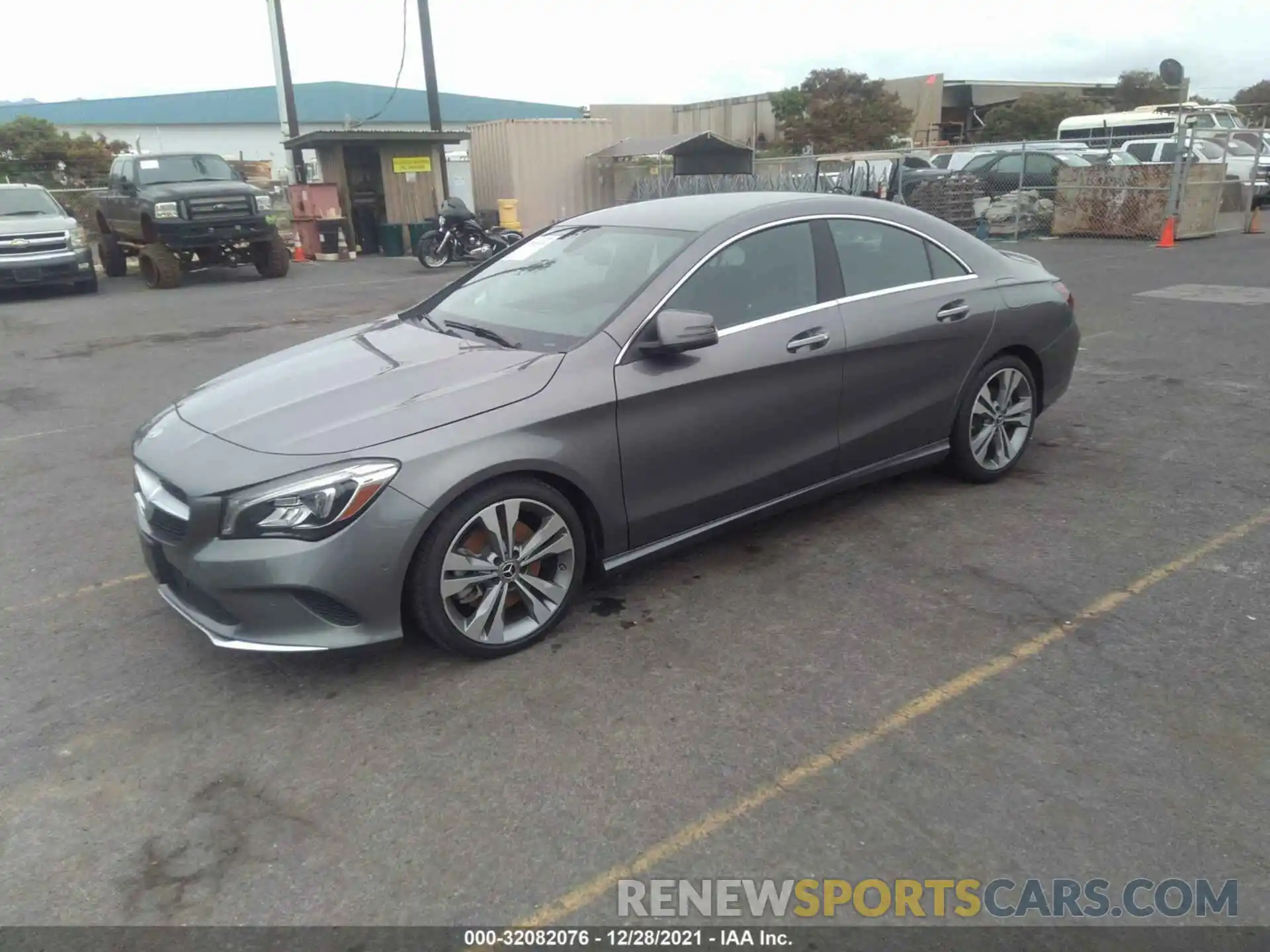 2 Фотография поврежденного автомобиля WDDSJ4EBXKN764828 MERCEDES-BENZ CLA 2019