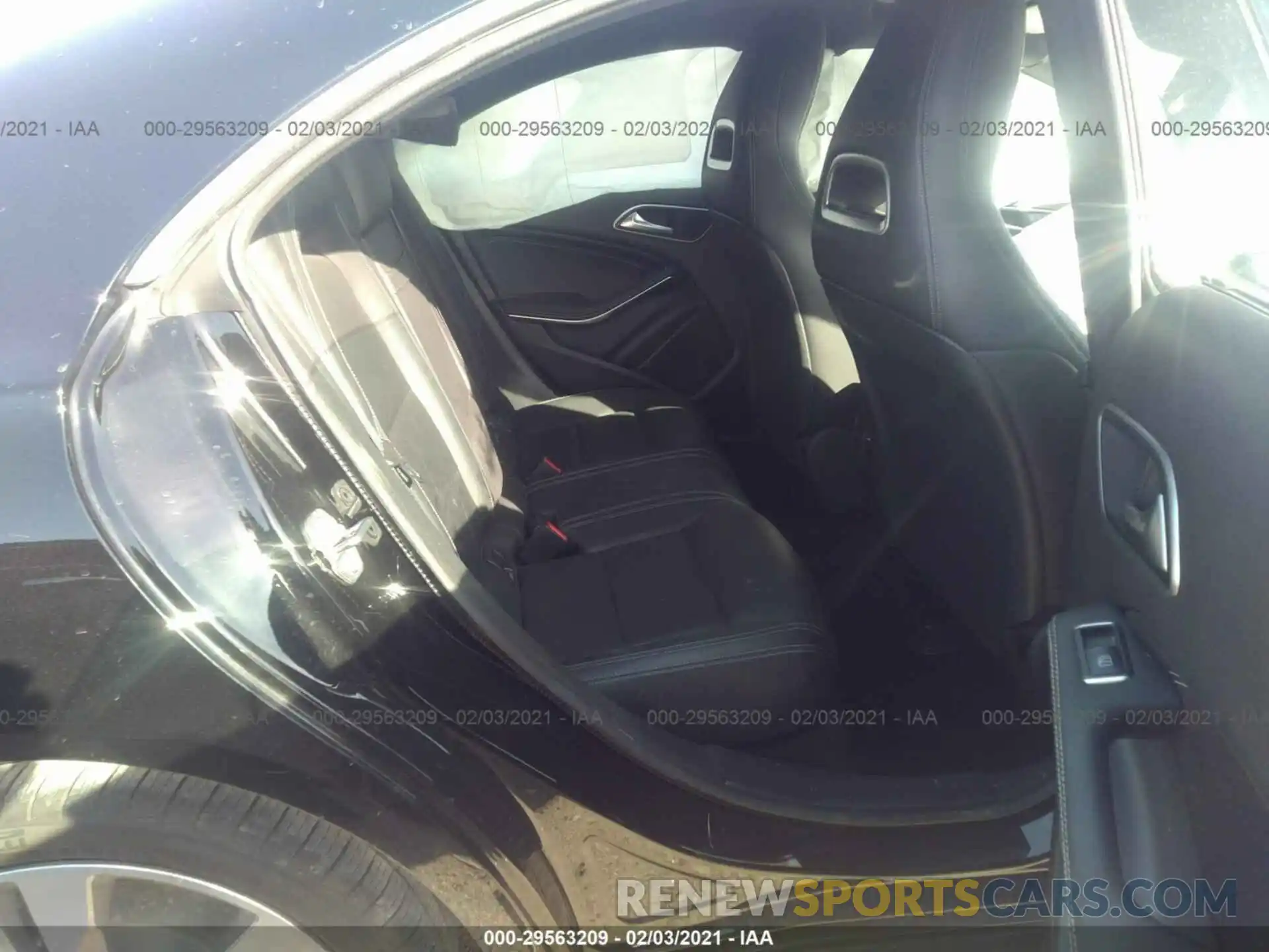 8 Photograph of a damaged car WDDSJ4EBXKN768085 MERCEDES-BENZ CLA 2019