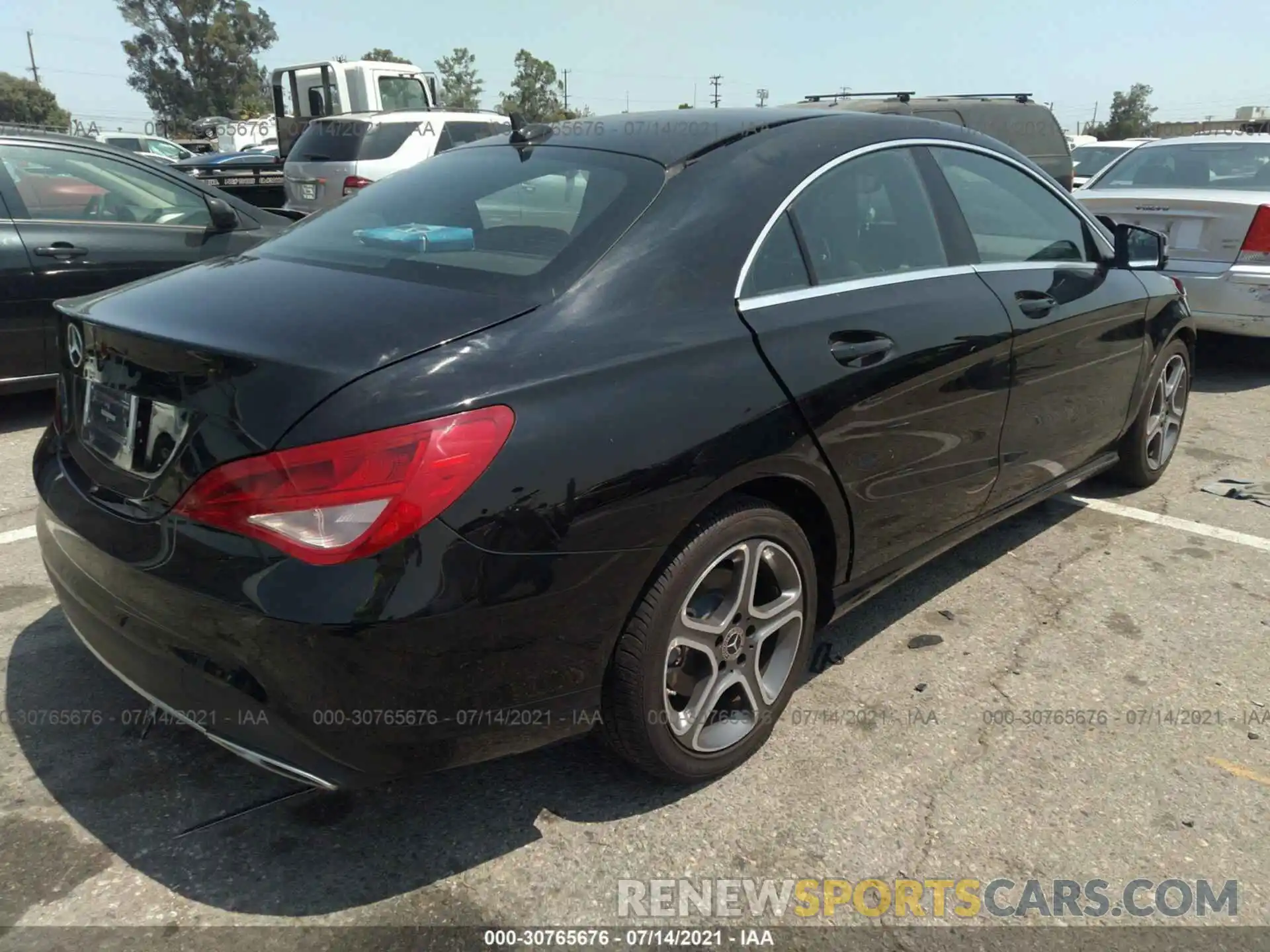 4 Photograph of a damaged car WDDSJ4EBXKN776509 MERCEDES-BENZ CLA 2019