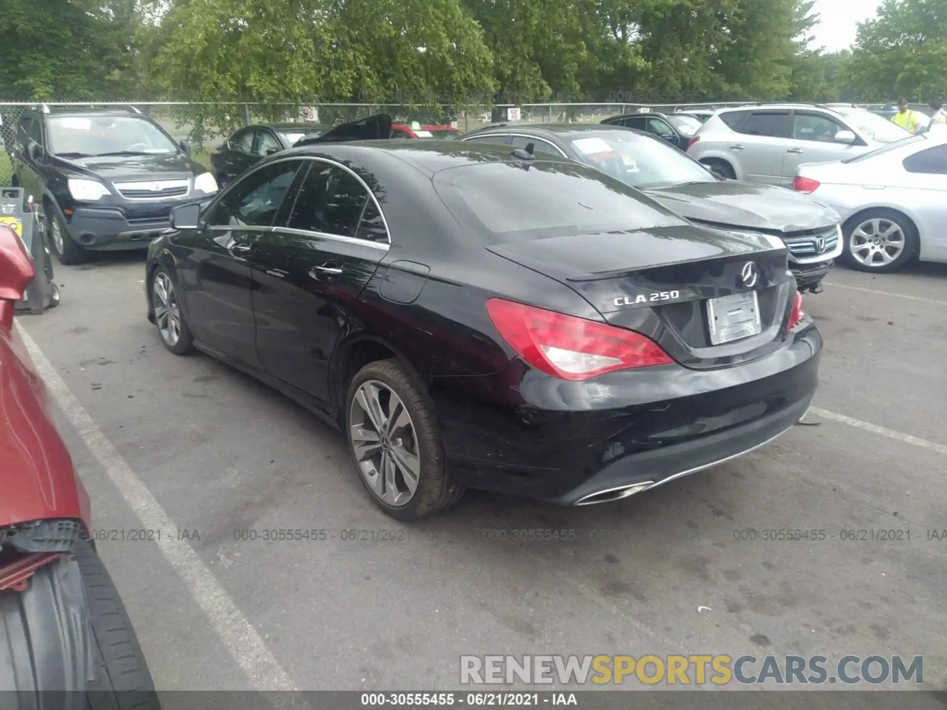 3 Photograph of a damaged car WDDSJ4GB0KN723993 MERCEDES-BENZ CLA 2019