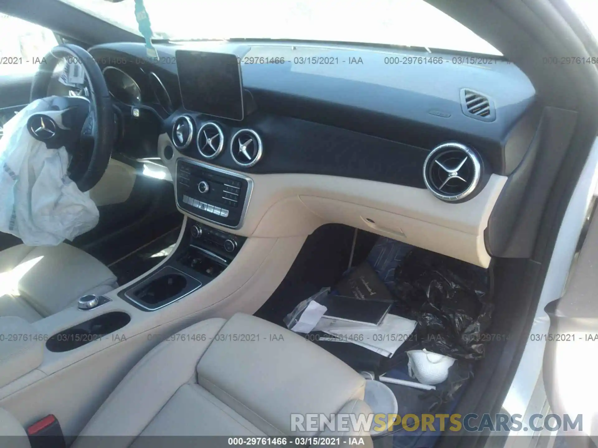 5 Photograph of a damaged car WDDSJ4GB1KN699736 MERCEDES-BENZ CLA 2019