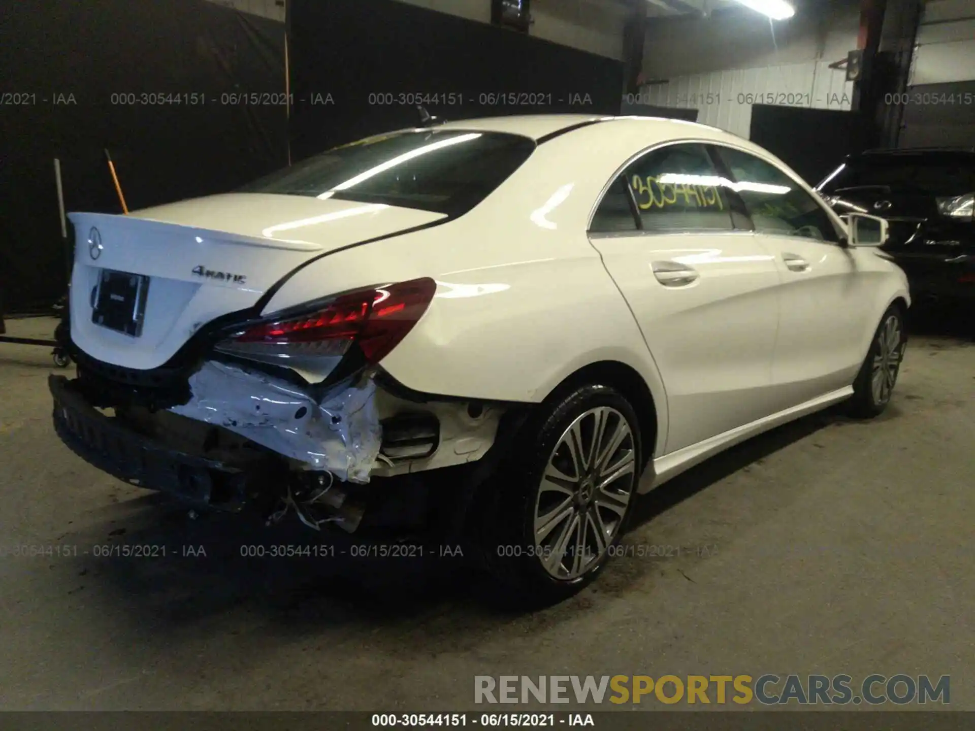 4 Photograph of a damaged car WDDSJ4GB1KN723310 MERCEDES-BENZ CLA 2019