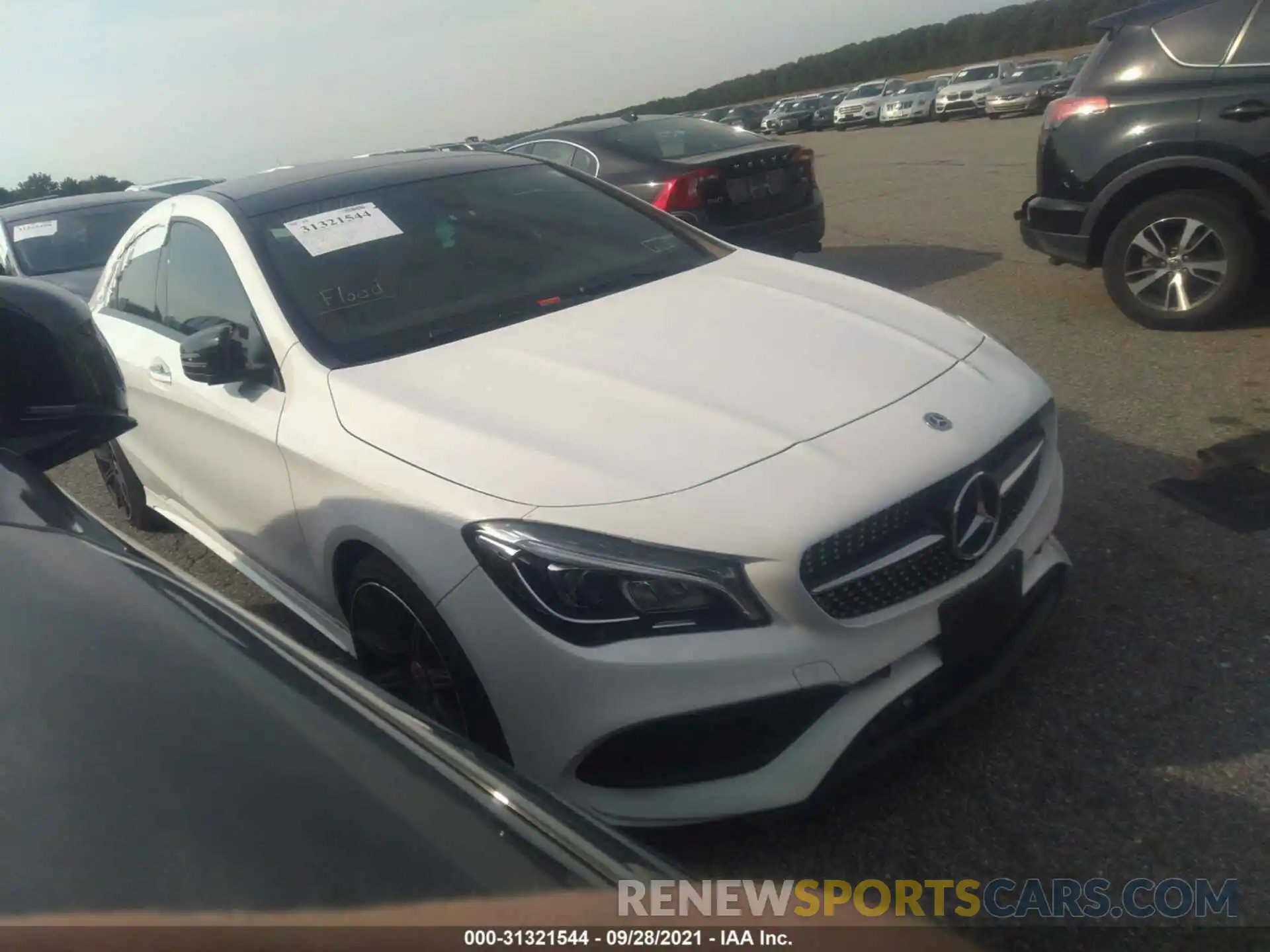 1 Photograph of a damaged car WDDSJ4GB2KN701221 MERCEDES-BENZ CLA 2019