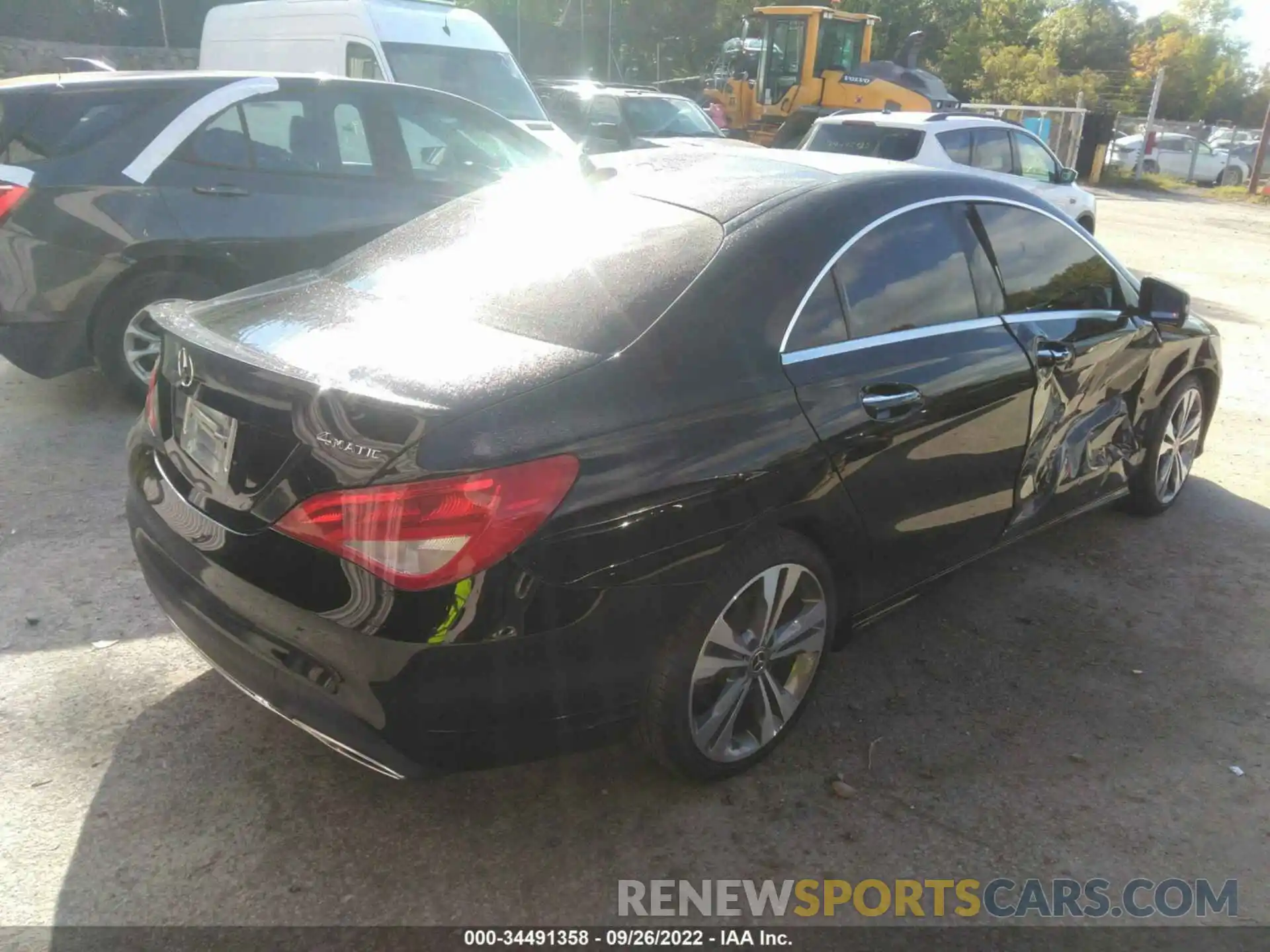 4 Photograph of a damaged car WDDSJ4GB2KN764299 MERCEDES-BENZ CLA 2019