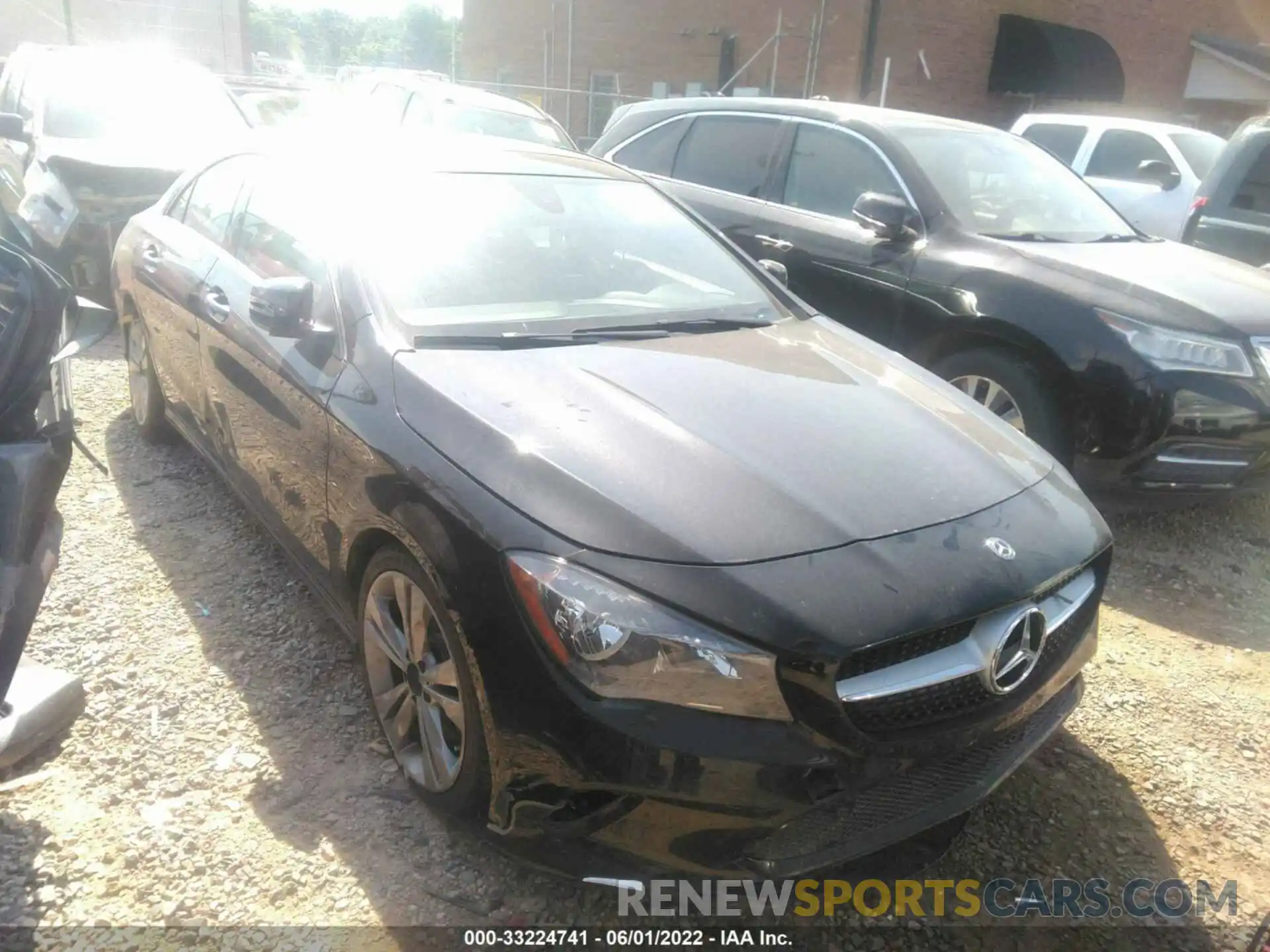 1 Photograph of a damaged car WDDSJ4GB3KN759998 MERCEDES-BENZ CLA 2019