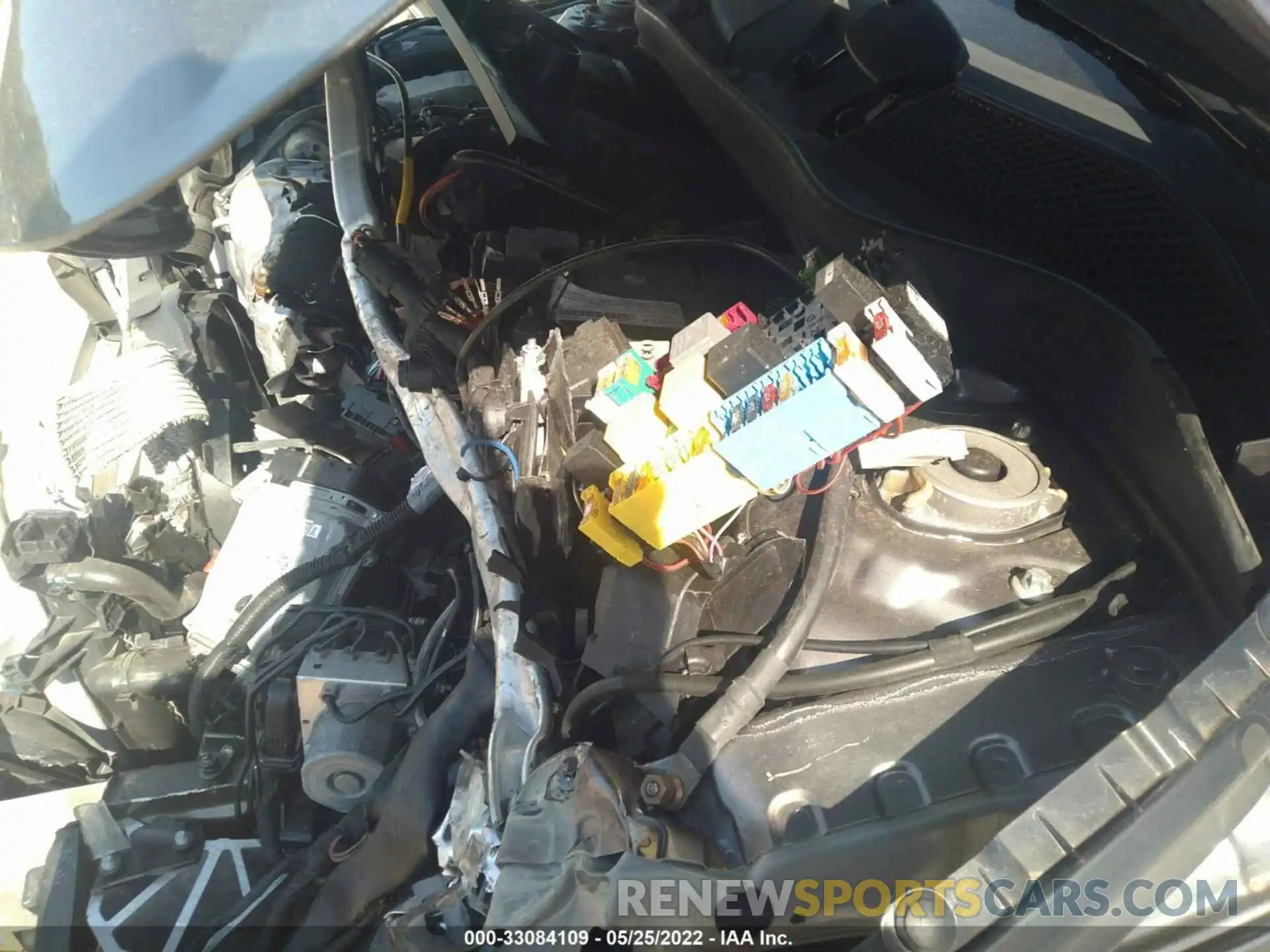 10 Photograph of a damaged car WDDSJ4GB4KN719946 MERCEDES-BENZ CLA 2019