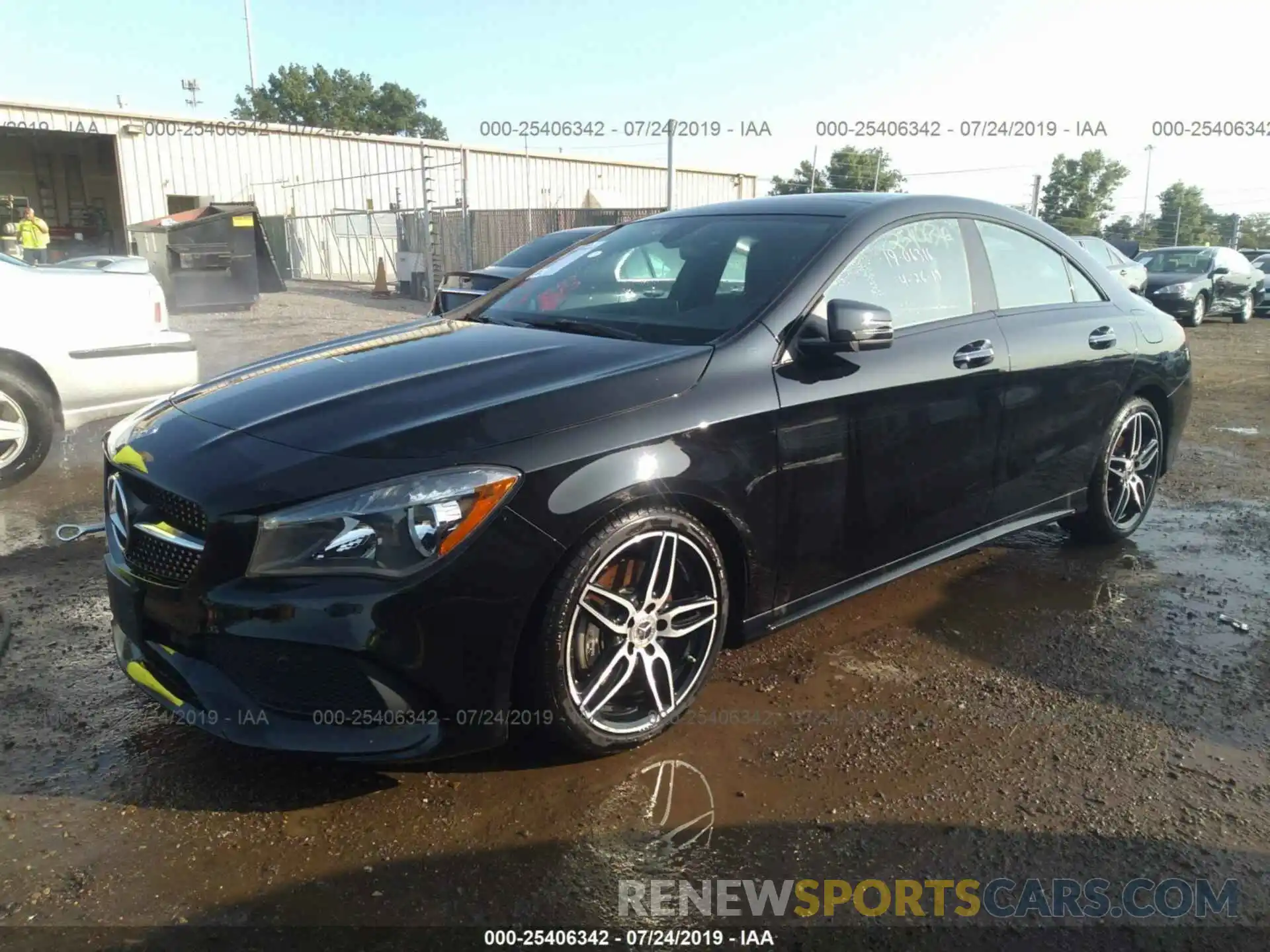 2 Photograph of a damaged car WDDSJ4GB4KN724712 MERCEDES-BENZ CLA 2019