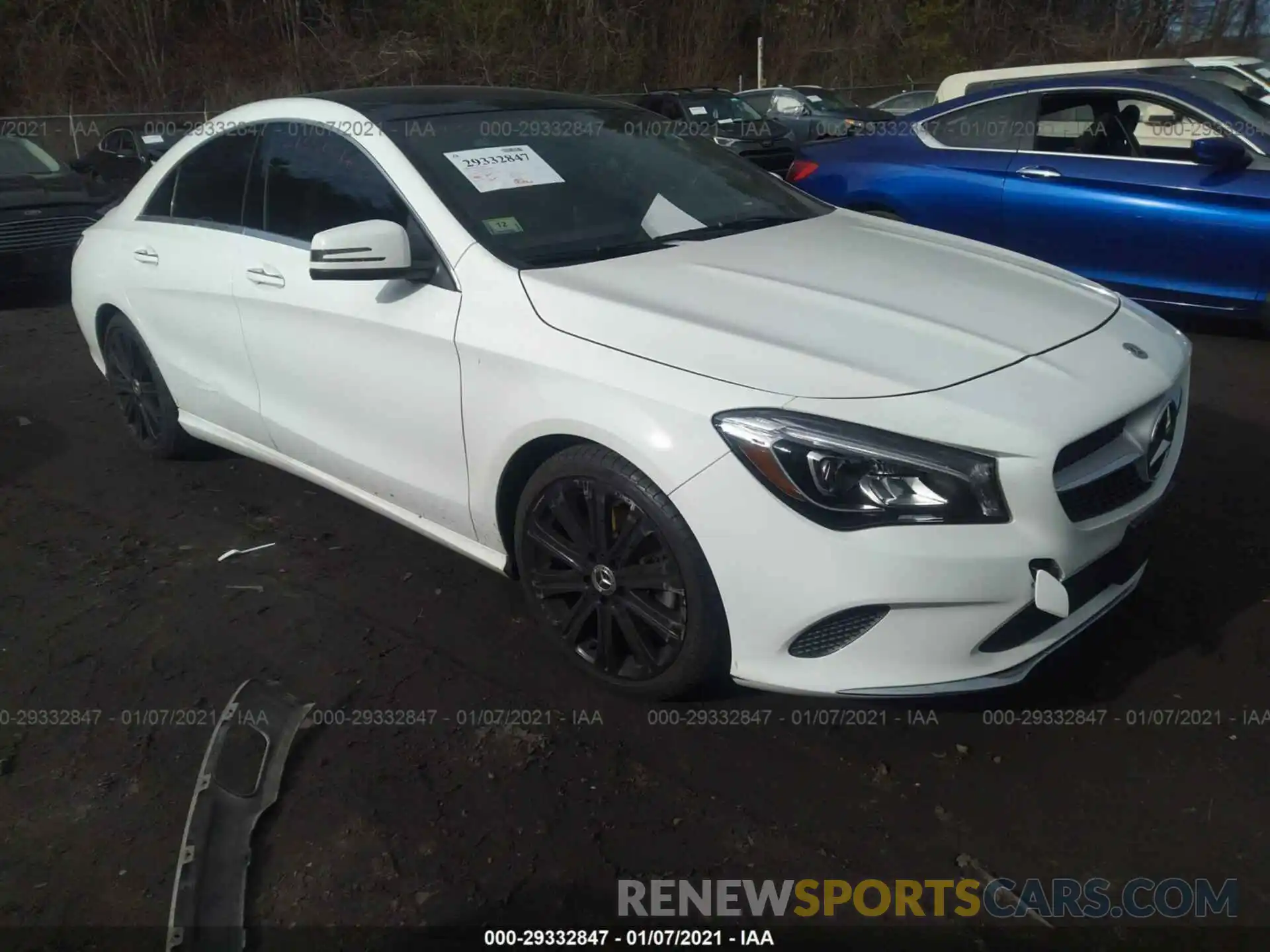 1 Фотография поврежденного автомобиля WDDSJ4GB4KN727724 MERCEDES-BENZ CLA 2019