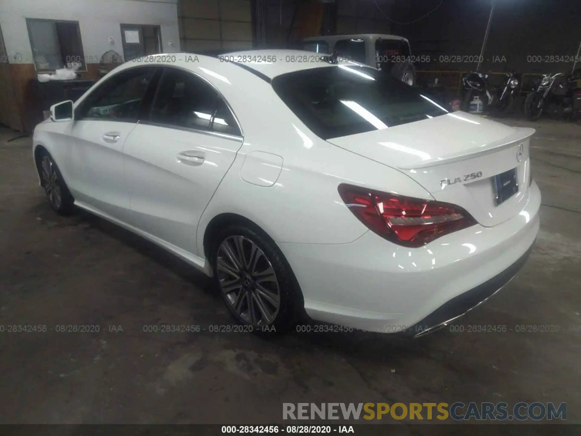 3 Фотография поврежденного автомобиля WDDSJ4GB5KN723133 MERCEDES-BENZ CLA 2019