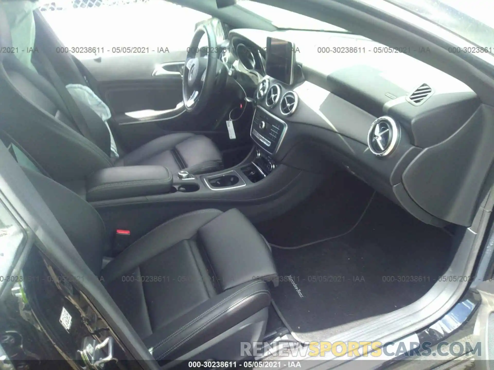 5 Photograph of a damaged car WDDSJ4GB6KN738370 MERCEDES-BENZ CLA 2019