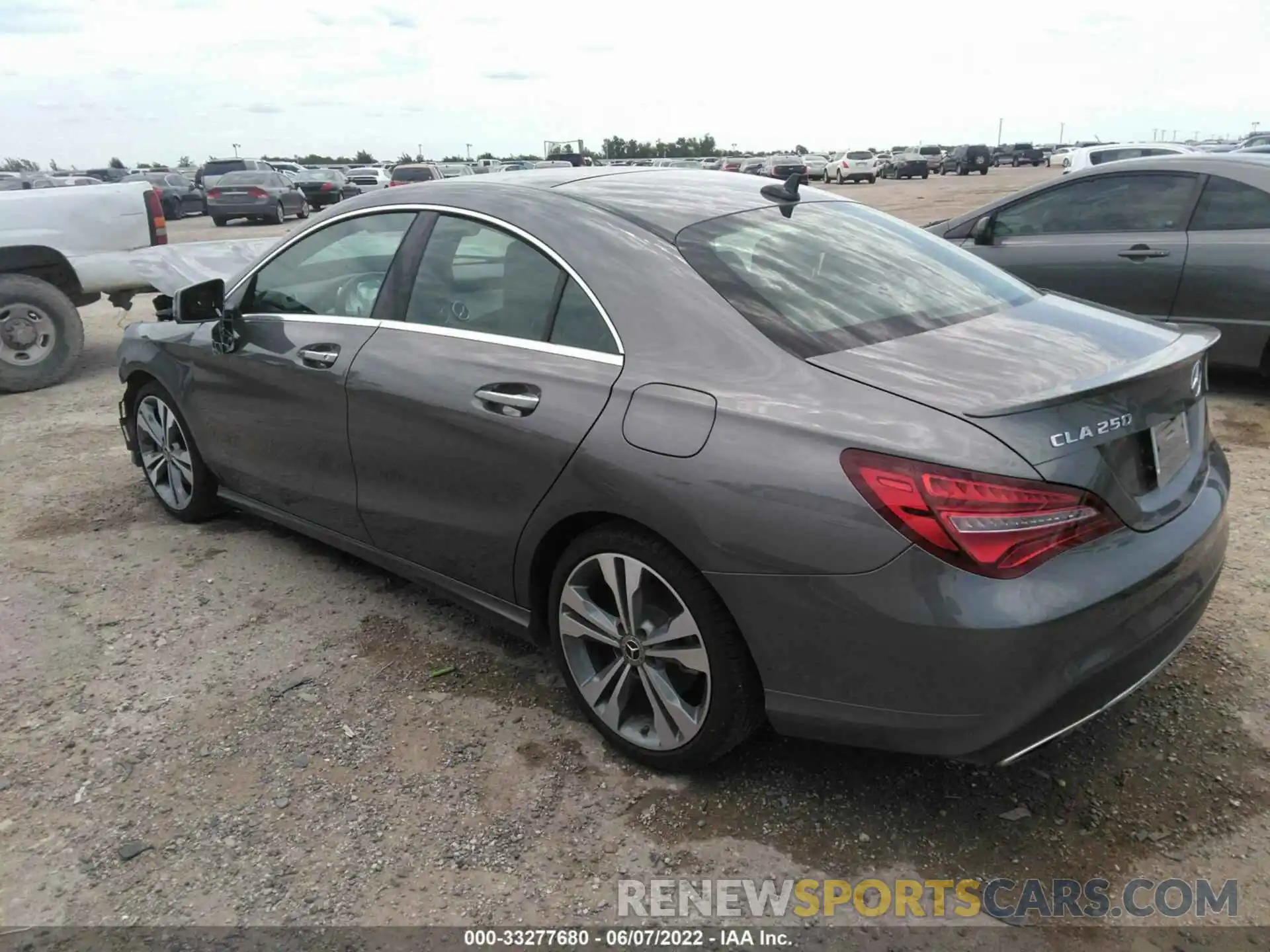 3 Photograph of a damaged car WDDSJ4GB7KN727636 MERCEDES-BENZ CLA 2019