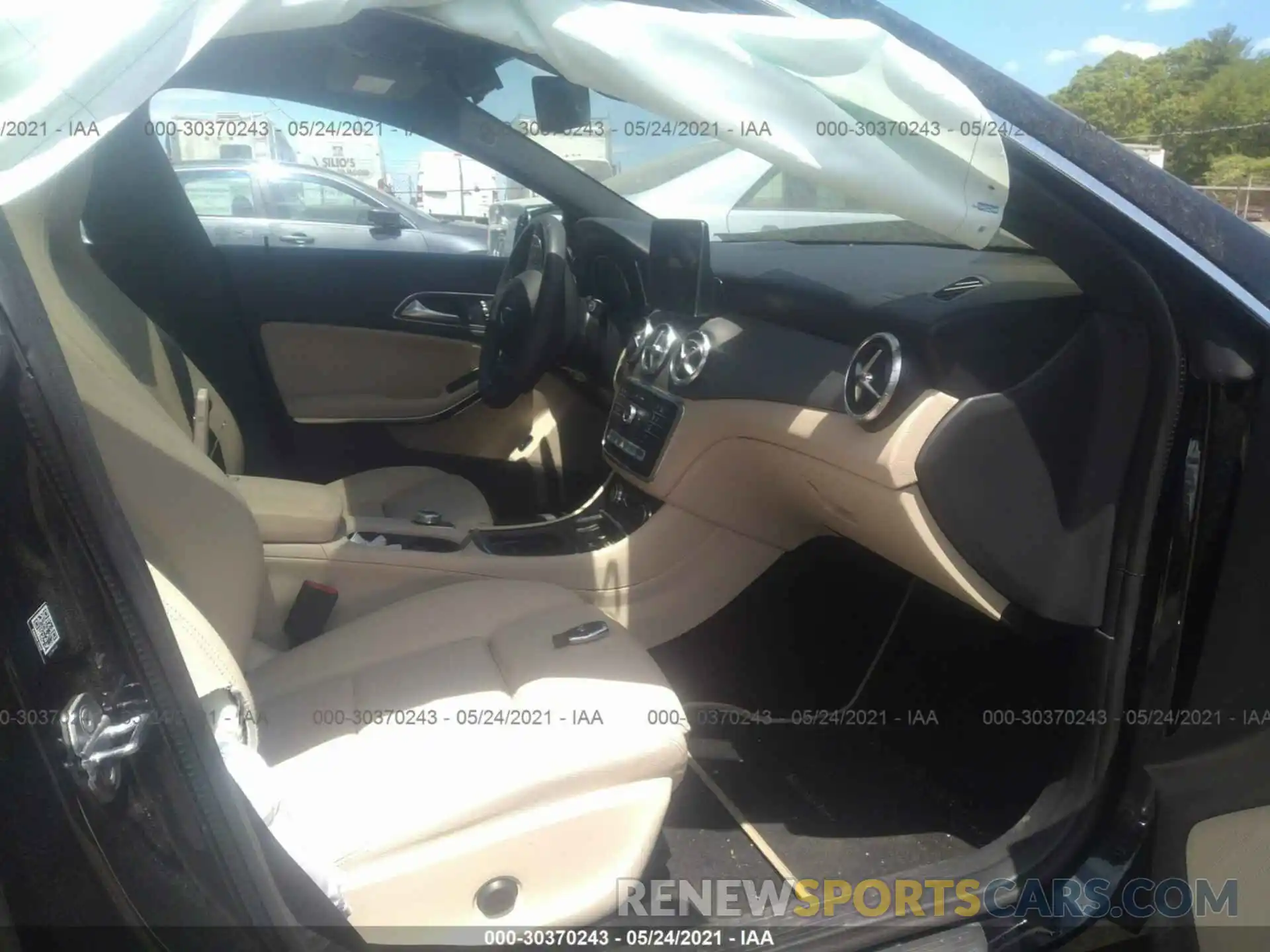 5 Photograph of a damaged car WDDSJ4GB7KN765223 MERCEDES-BENZ CLA 2019