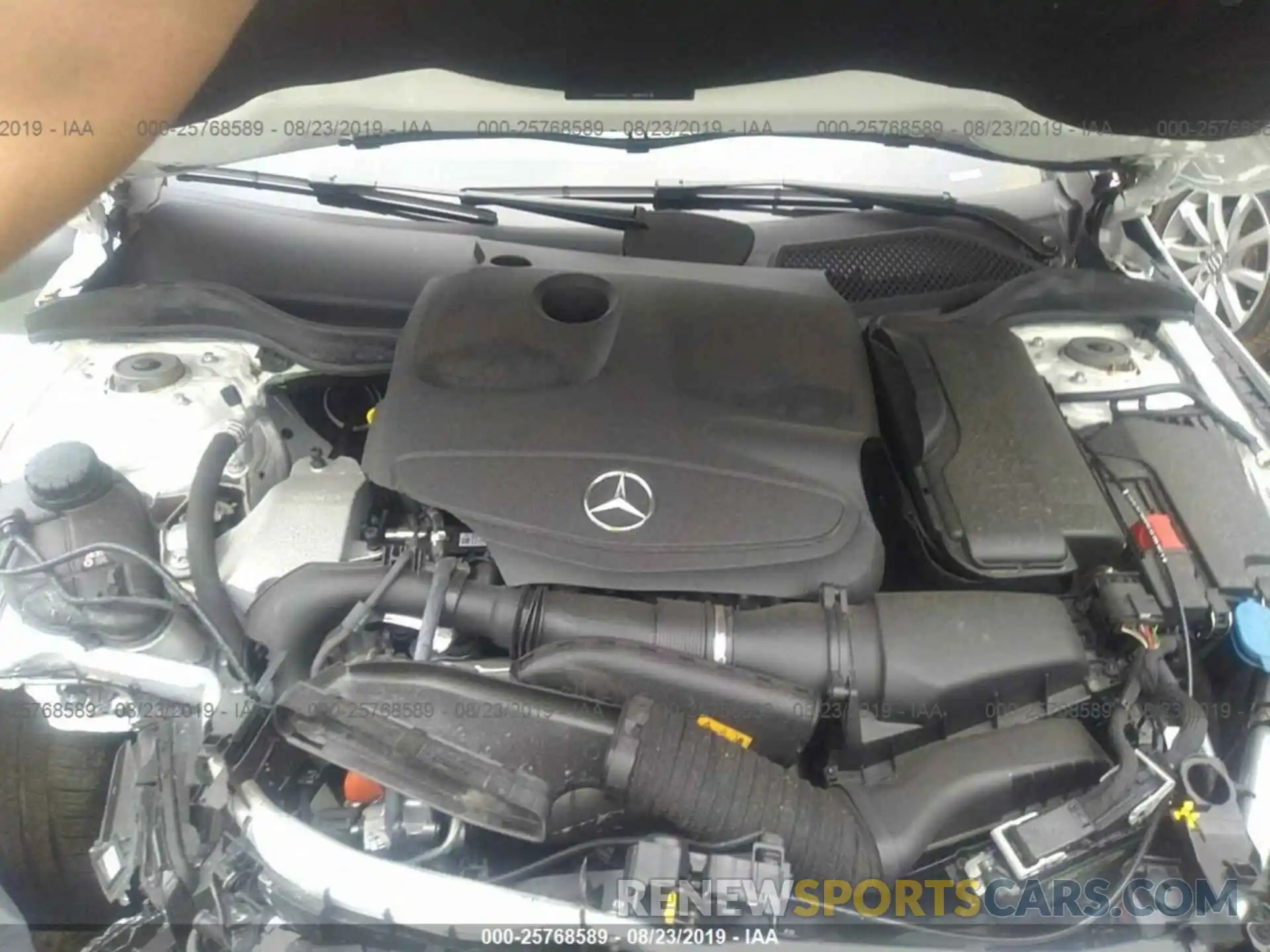 10 Фотография поврежденного автомобиля WDDSJ4GB8KN728424 MERCEDES-BENZ CLA 2019