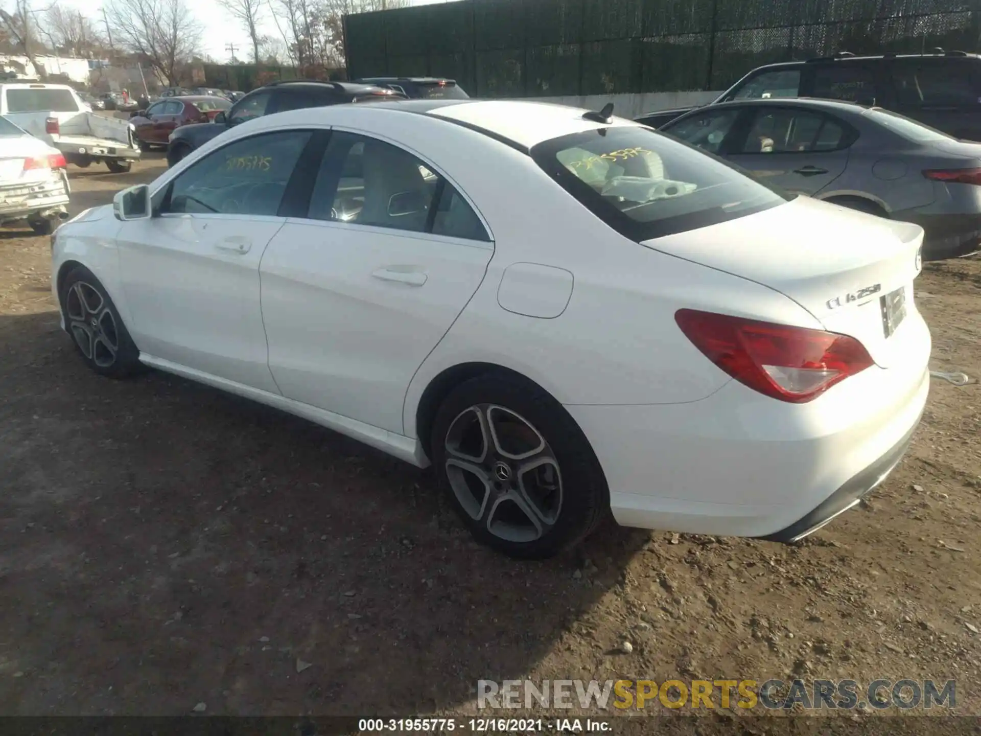 3 Фотография поврежденного автомобиля WDDSJ4GB9KN719912 MERCEDES-BENZ CLA 2019