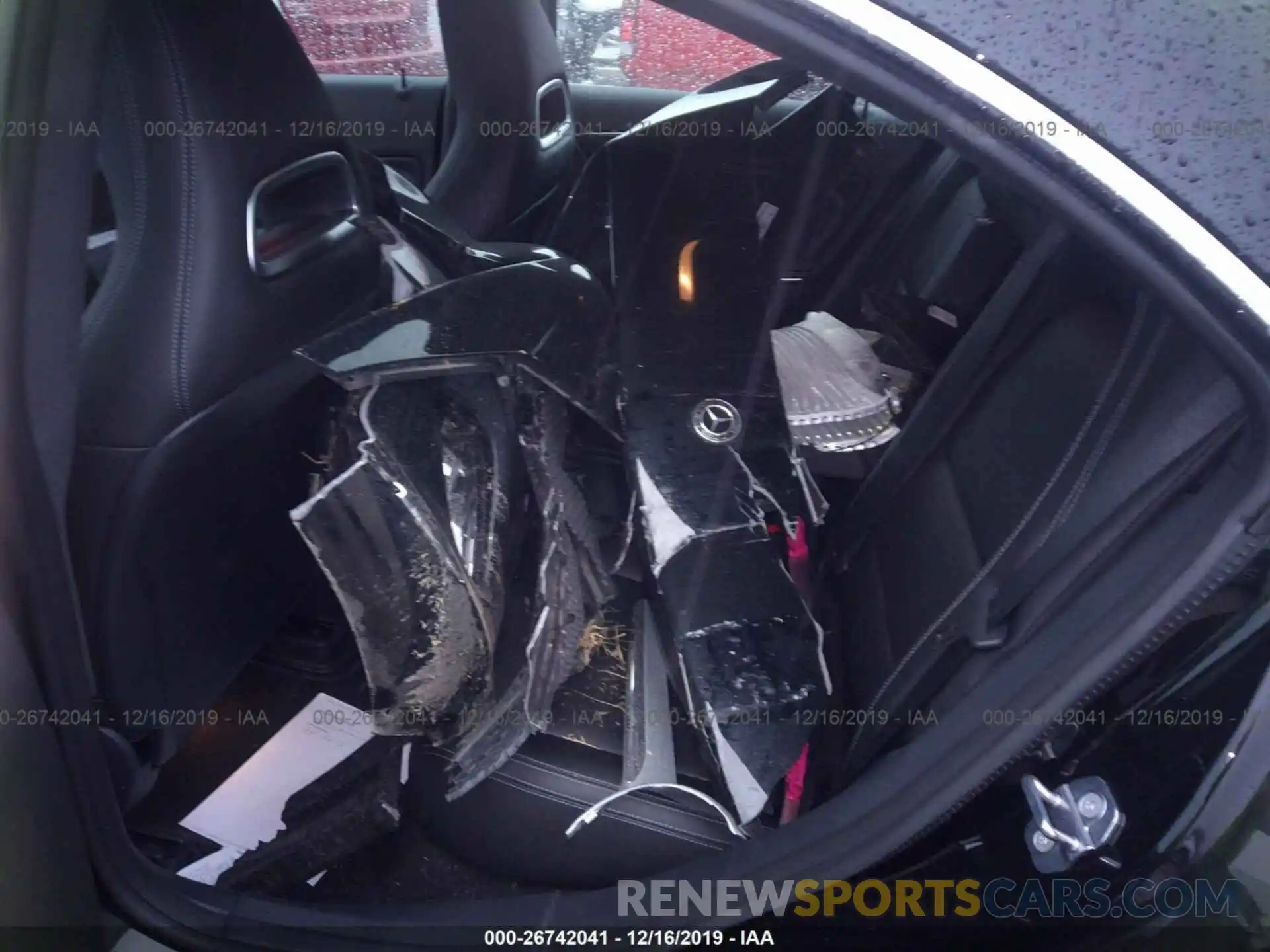 8 Photograph of a damaged car WDDSJ4GB9KN740632 MERCEDES-BENZ CLA 2019