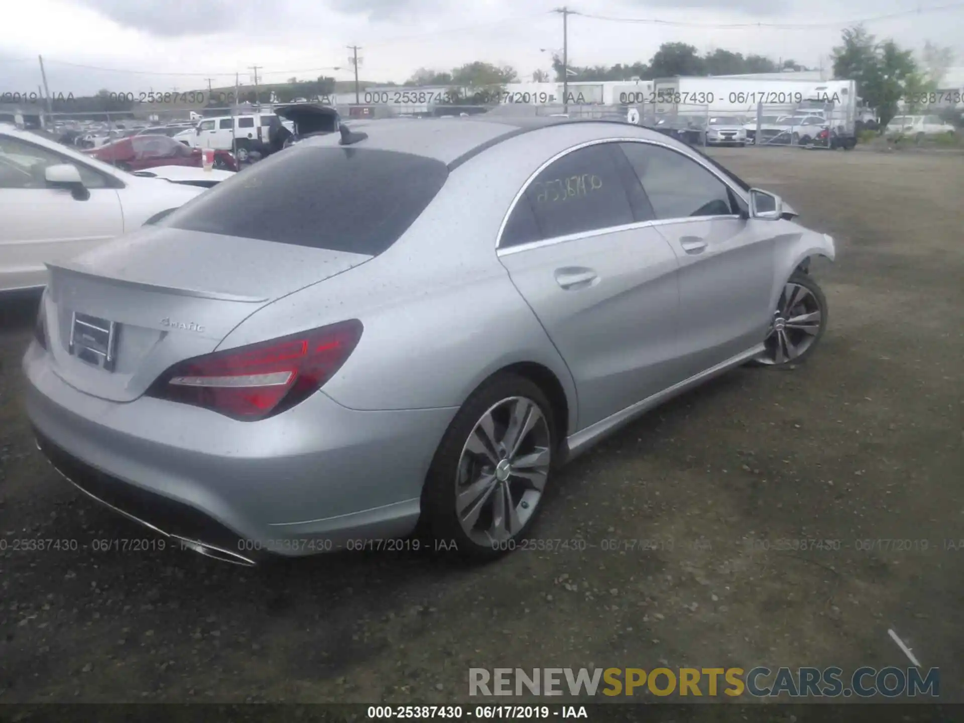 4 Photograph of a damaged car WDDSJ4GBXKN718770 MERCEDES-BENZ CLA 2019