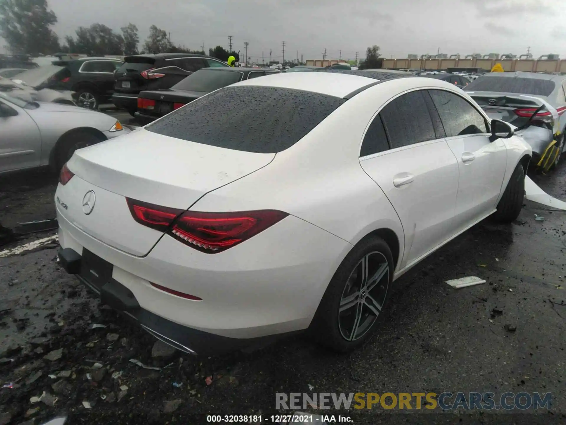 4 Photograph of a damaged car W1K5J4GB0LN124929 MERCEDES-BENZ CLA 2020