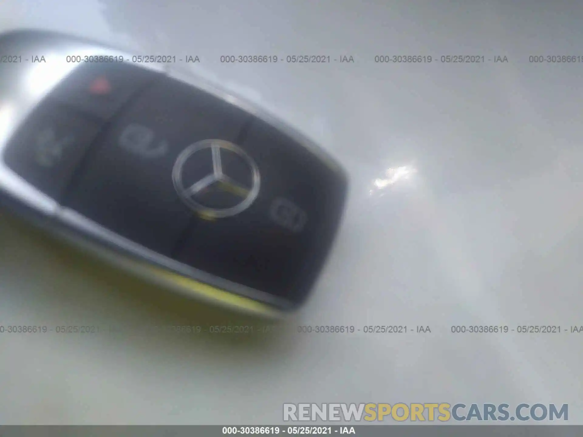 11 Photograph of a damaged car W1K5J4GB1LN087633 MERCEDES-BENZ CLA 2020