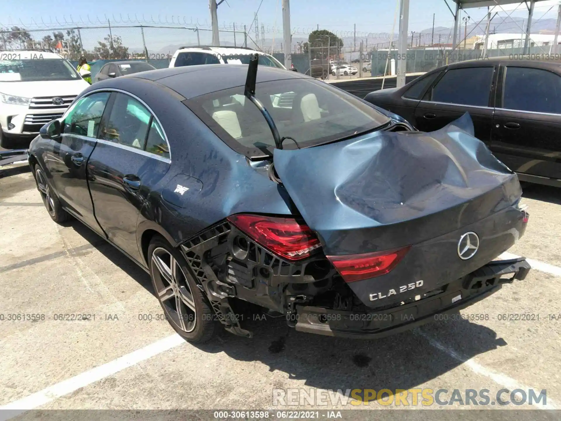 3 Photograph of a damaged car W1K5J4GB2LN124415 MERCEDES-BENZ CLA 2020