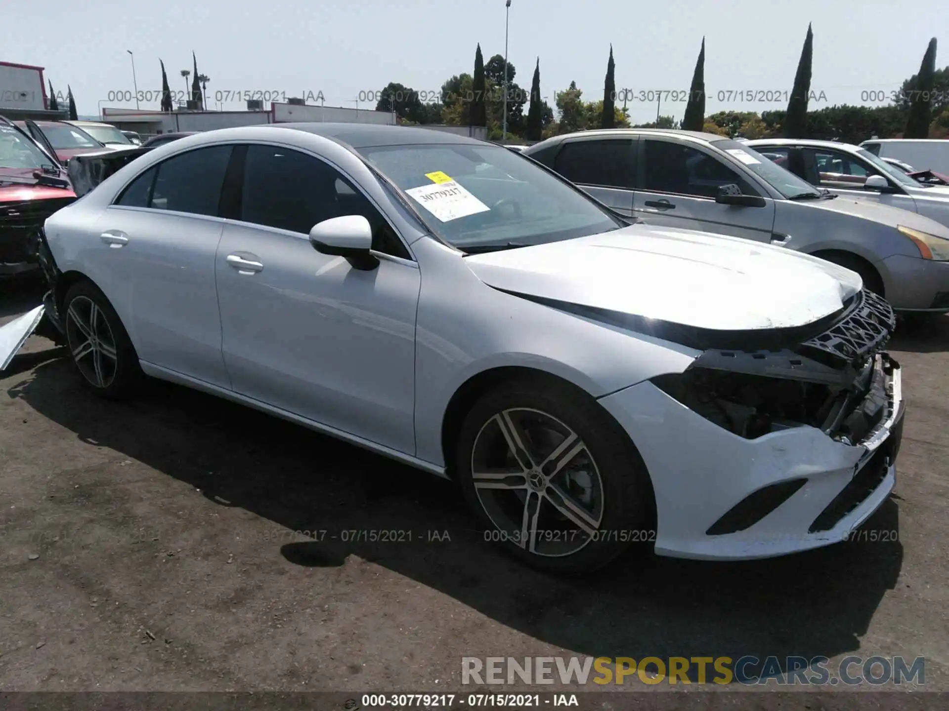 1 Photograph of a damaged car W1K5J4GB9LN105442 MERCEDES-BENZ CLA 2020