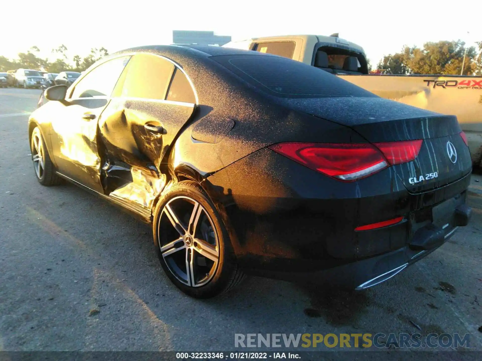 3 Photograph of a damaged car W1K5J4GBXLN081815 MERCEDES-BENZ CLA 2020