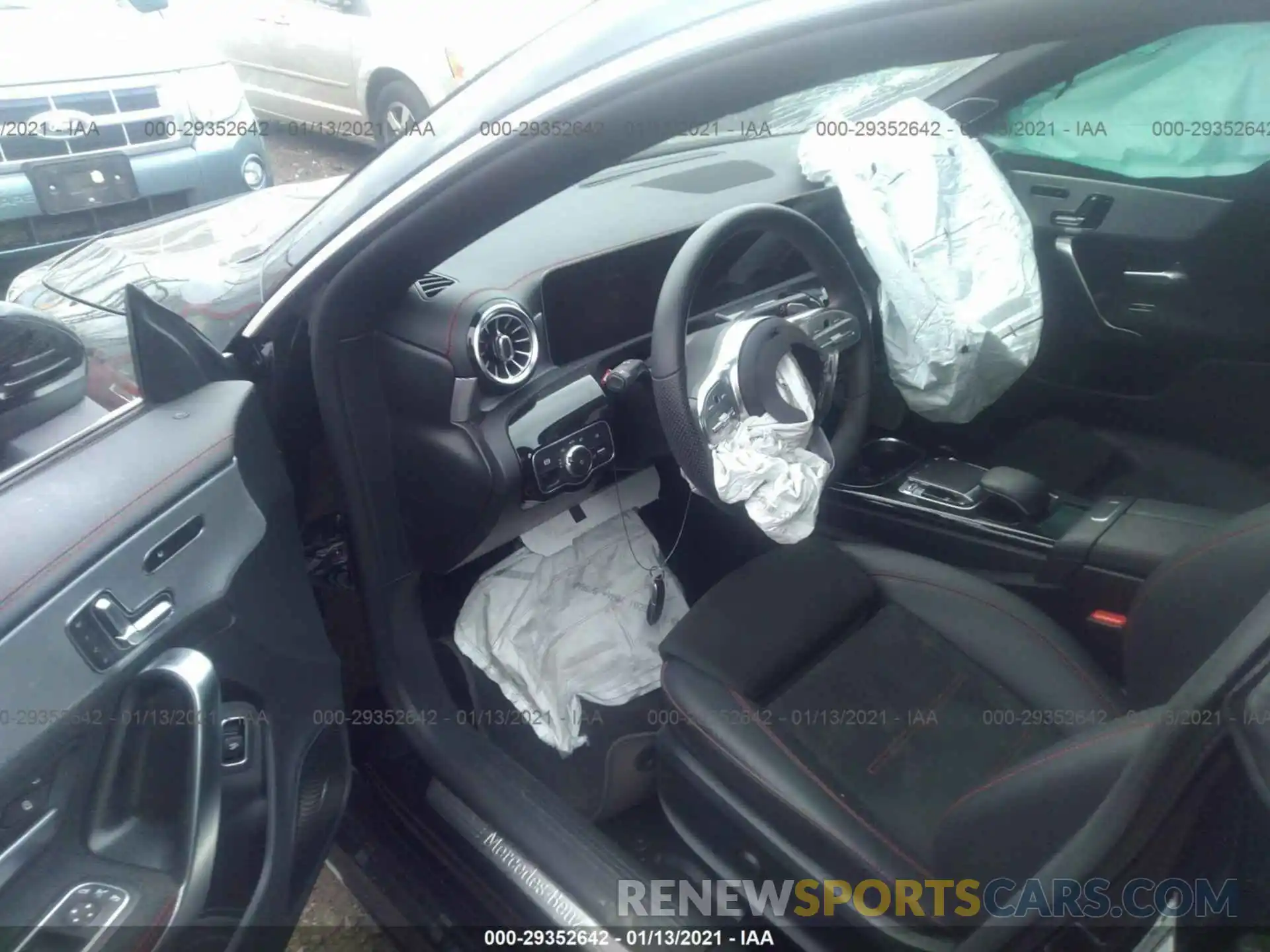 5 Photograph of a damaged car W1K5J4HB2LN086974 MERCEDES-BENZ CLA 2020