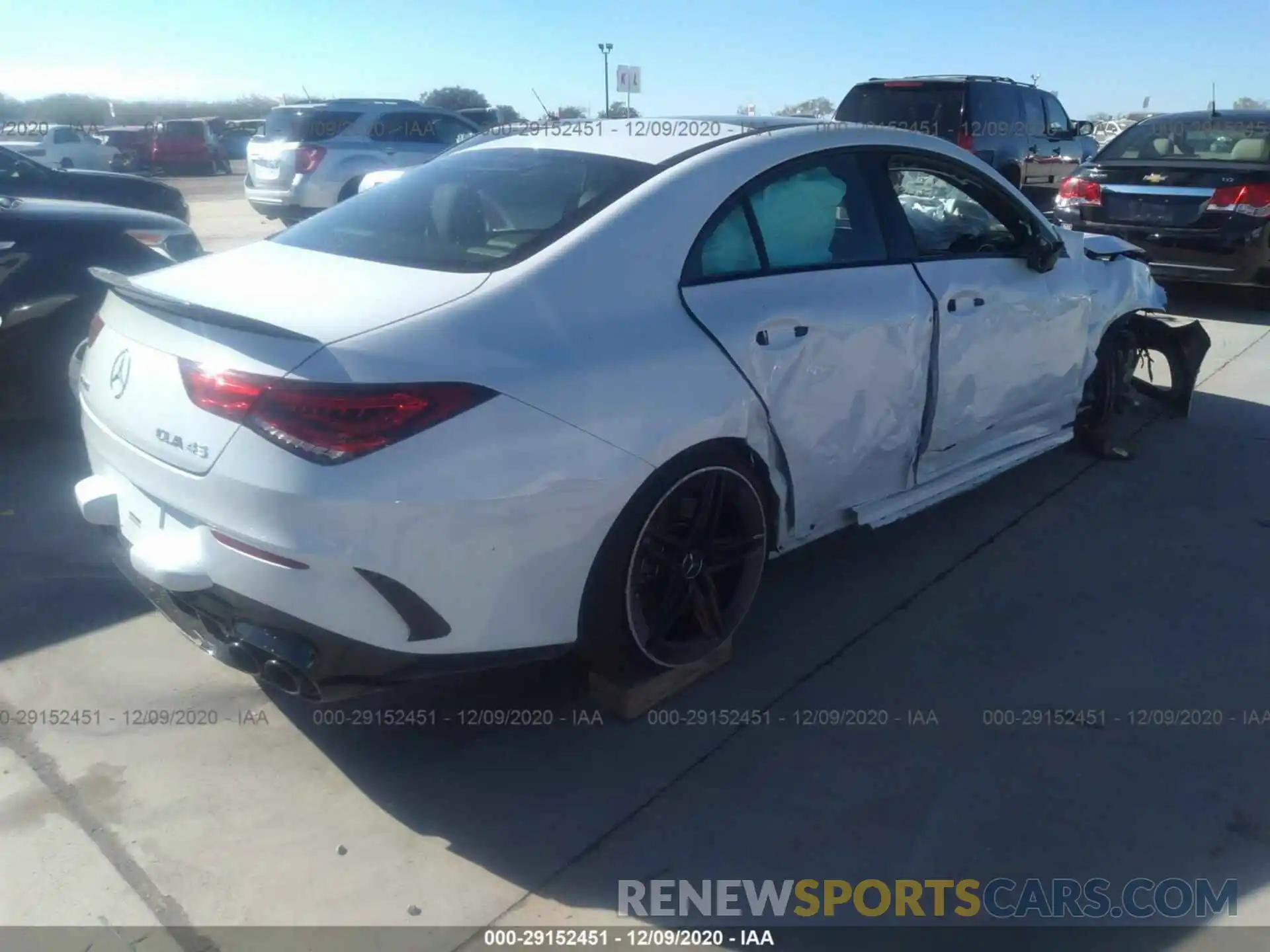 4 Photograph of a damaged car W1K5J5DB6LN098413 MERCEDES-BENZ CLA 2020