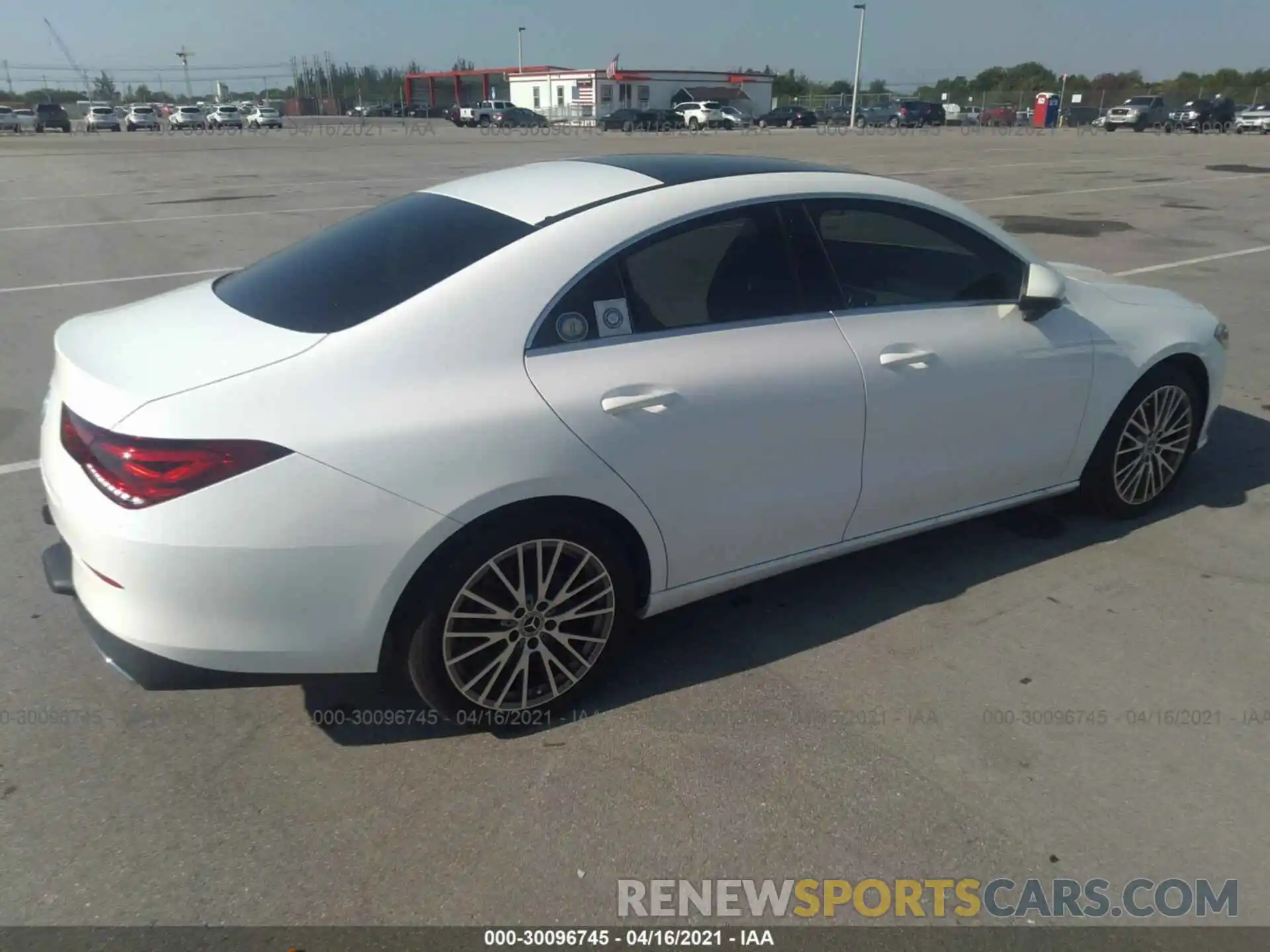 4 Photograph of a damaged car WDD5J4GB1LN026279 MERCEDES-BENZ CLA 2020