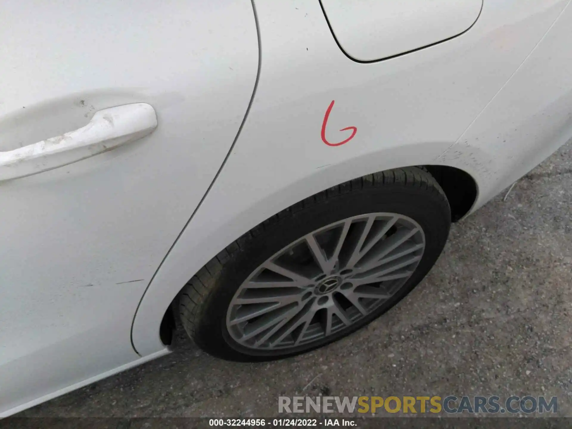 13 Photograph of a damaged car WDD5J4GB7LN077740 MERCEDES-BENZ CLA 2020