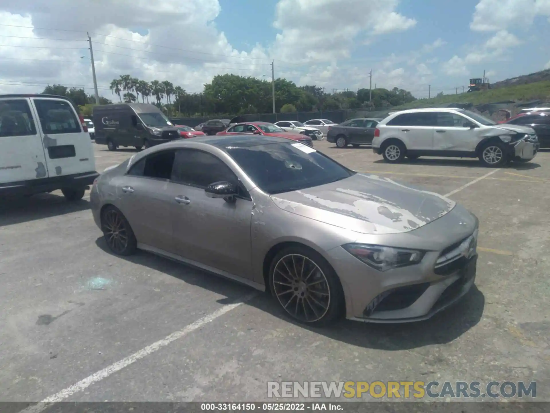 1 Photograph of a damaged car WDD5J5BBXLN058192 MERCEDES-BENZ CLA 2020