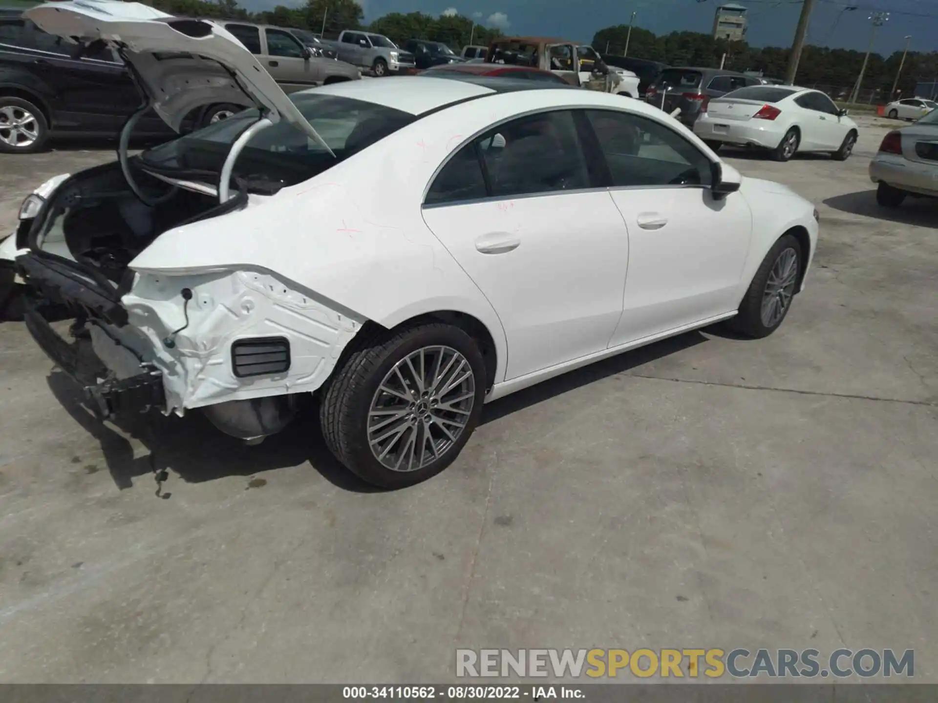 4 Photograph of a damaged car W1K5J4GB5NN295789 MERCEDES-BENZ CLA 2022