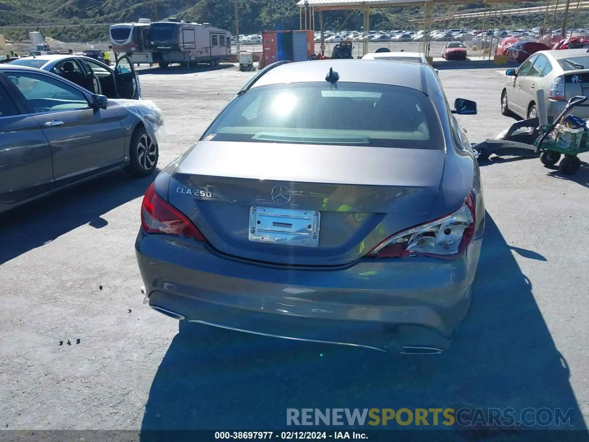 17 Photograph of a damaged car WDDSJ4EB6KN751414 MERCEDES-BENZ CLA 250 2019