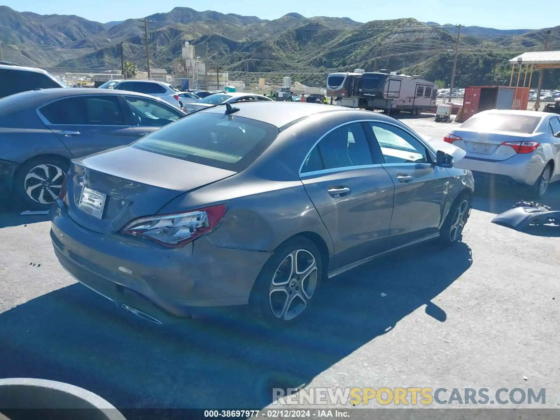 4 Photograph of a damaged car WDDSJ4EB6KN751414 MERCEDES-BENZ CLA 250 2019