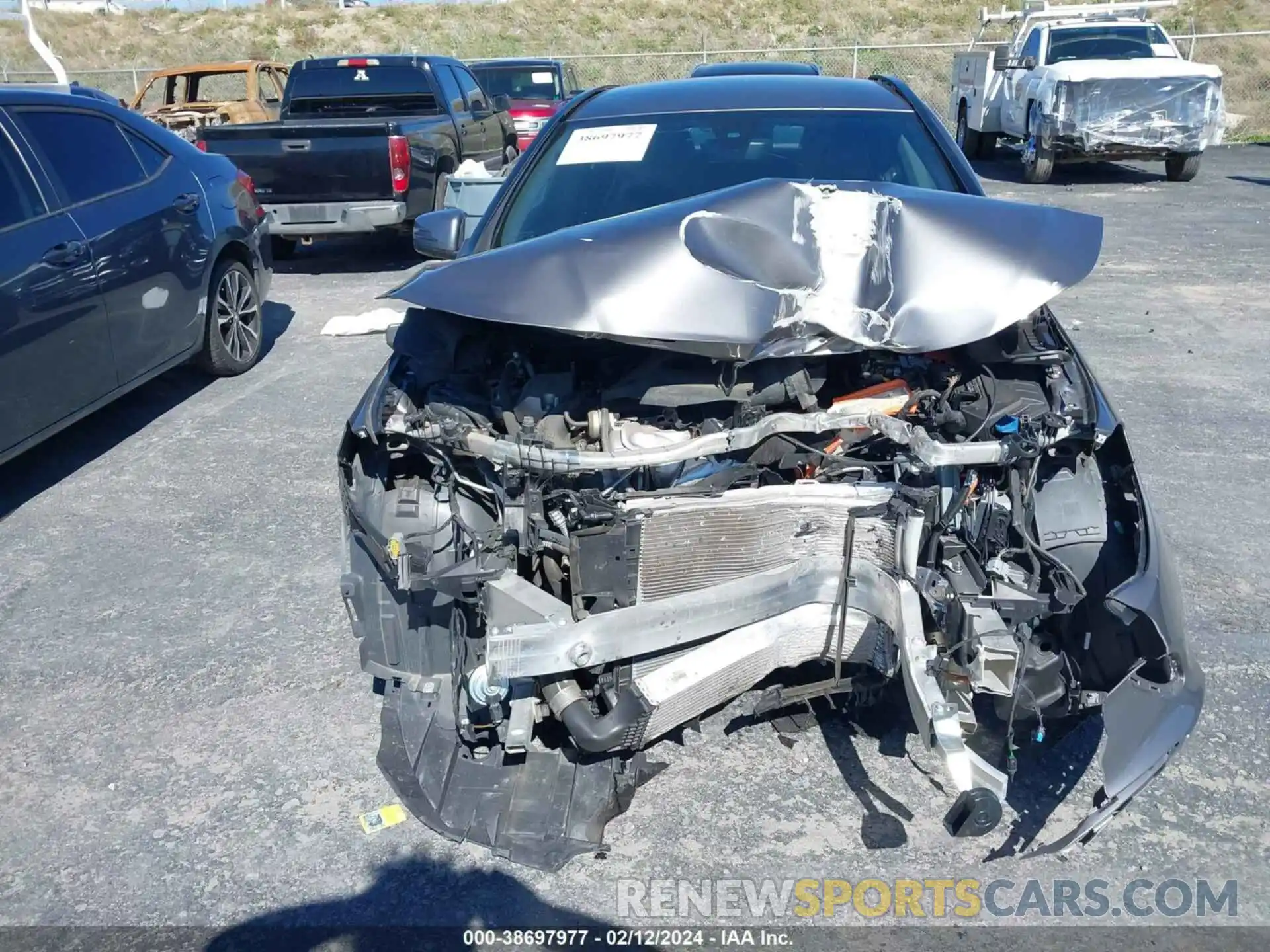 6 Photograph of a damaged car WDDSJ4EB6KN751414 MERCEDES-BENZ CLA 250 2019